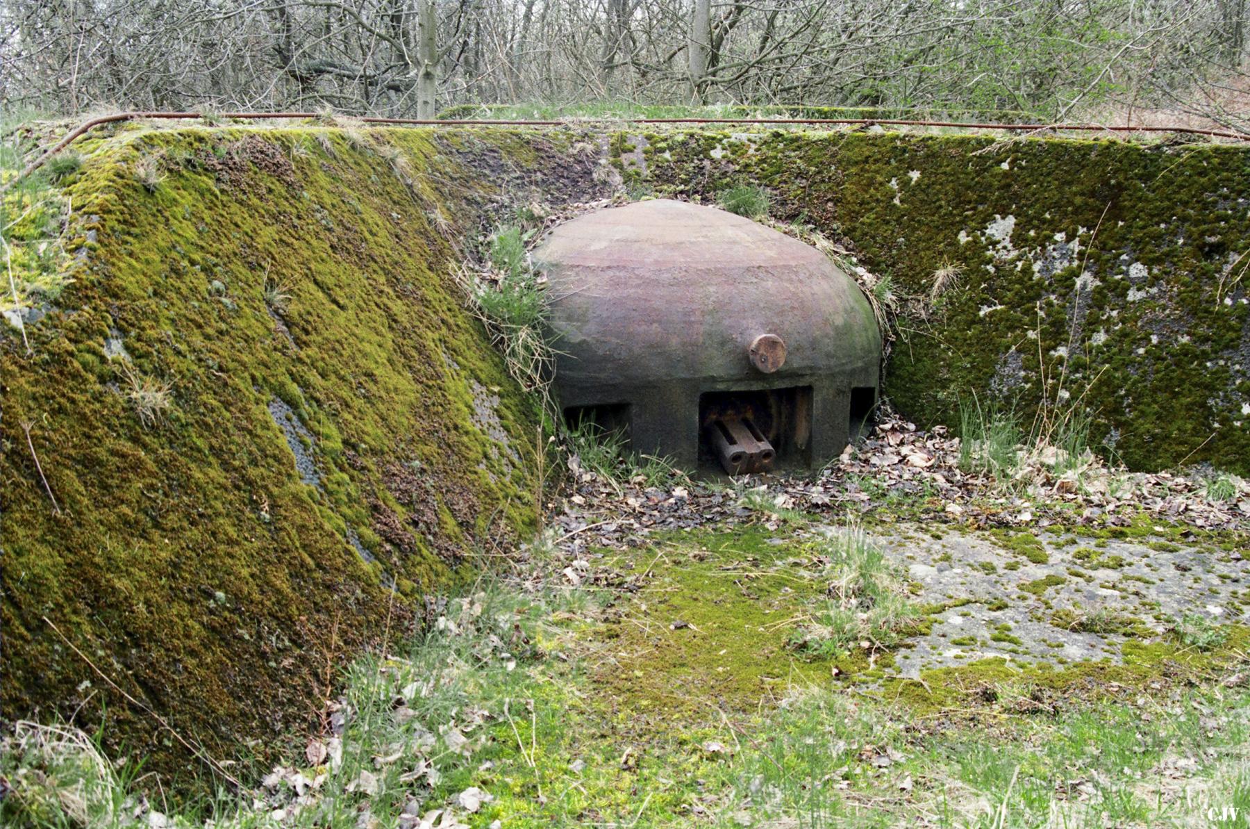 Ligne Maginot - SCHIESSECK - (Ouvrage d'artillerie) - Bloc 4
Cloche JM