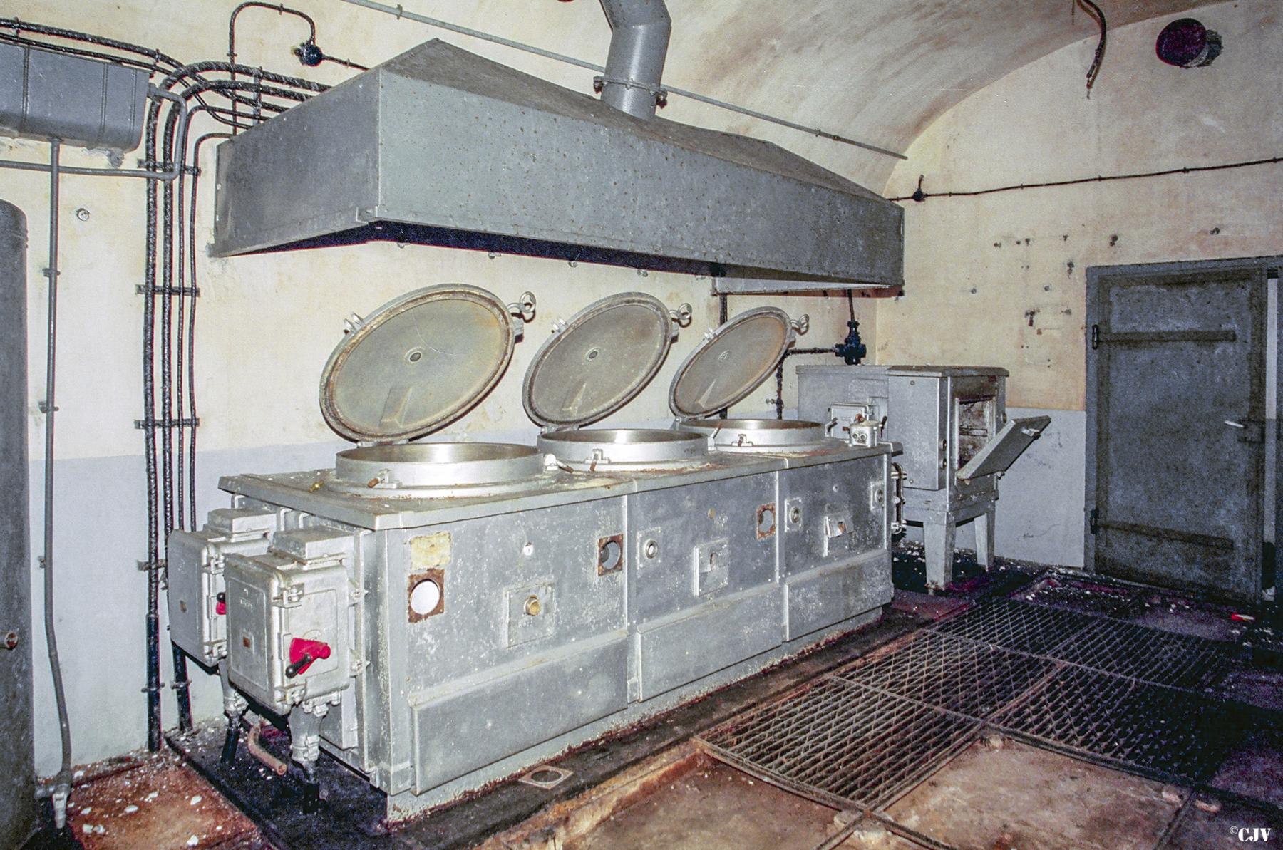 Ligne Maginot - SCHIESSECK - (Ouvrage d'artillerie) - La cuisine