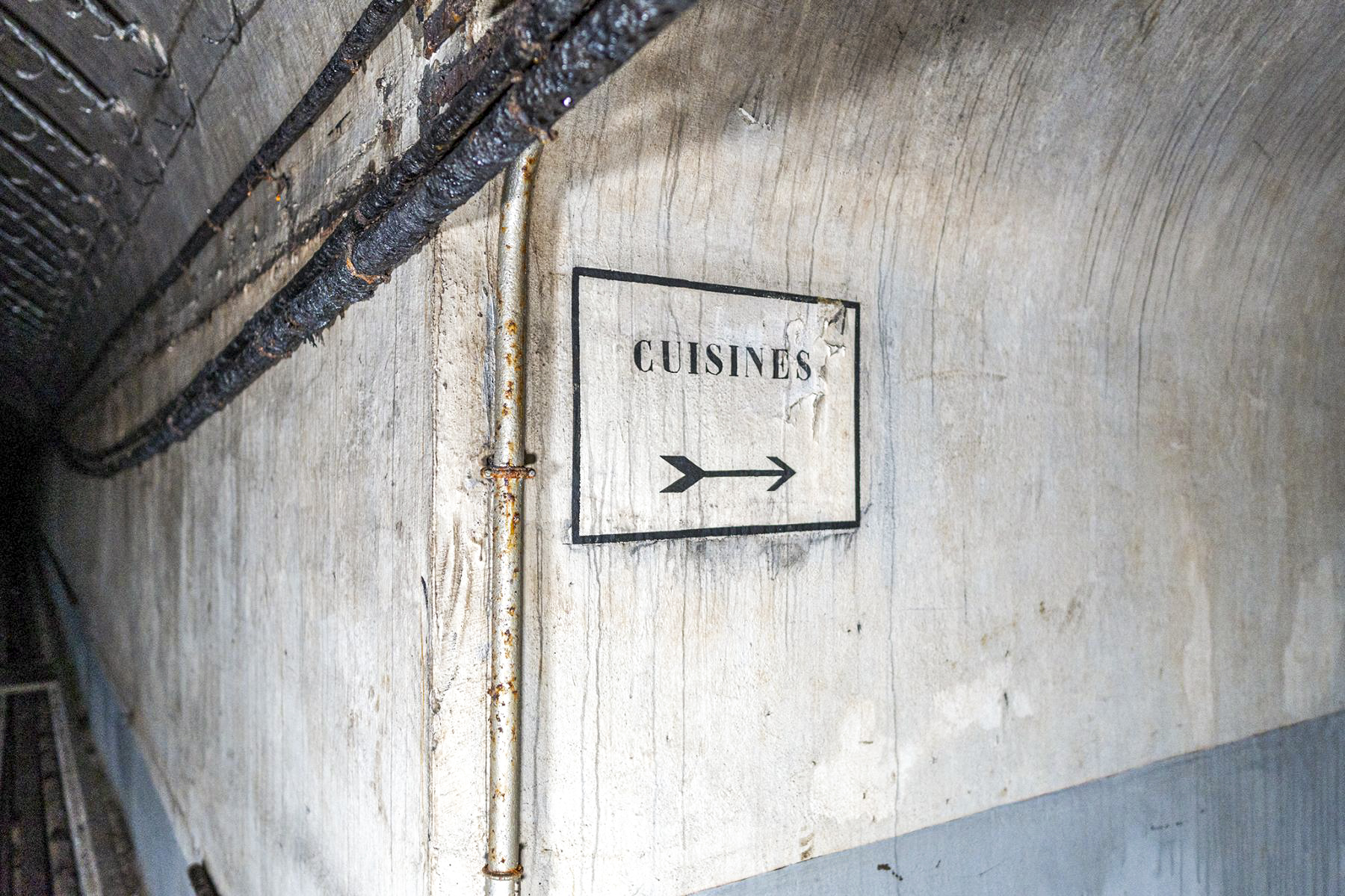 Ligne Maginot - SCHIESSECK - (Ouvrage d'artillerie) - Les cuisines
Elles sont situées en face de la caserne sur l'autre coté de la galerie EH. De là part un couloir perpendiculaire (160) - David Palmer