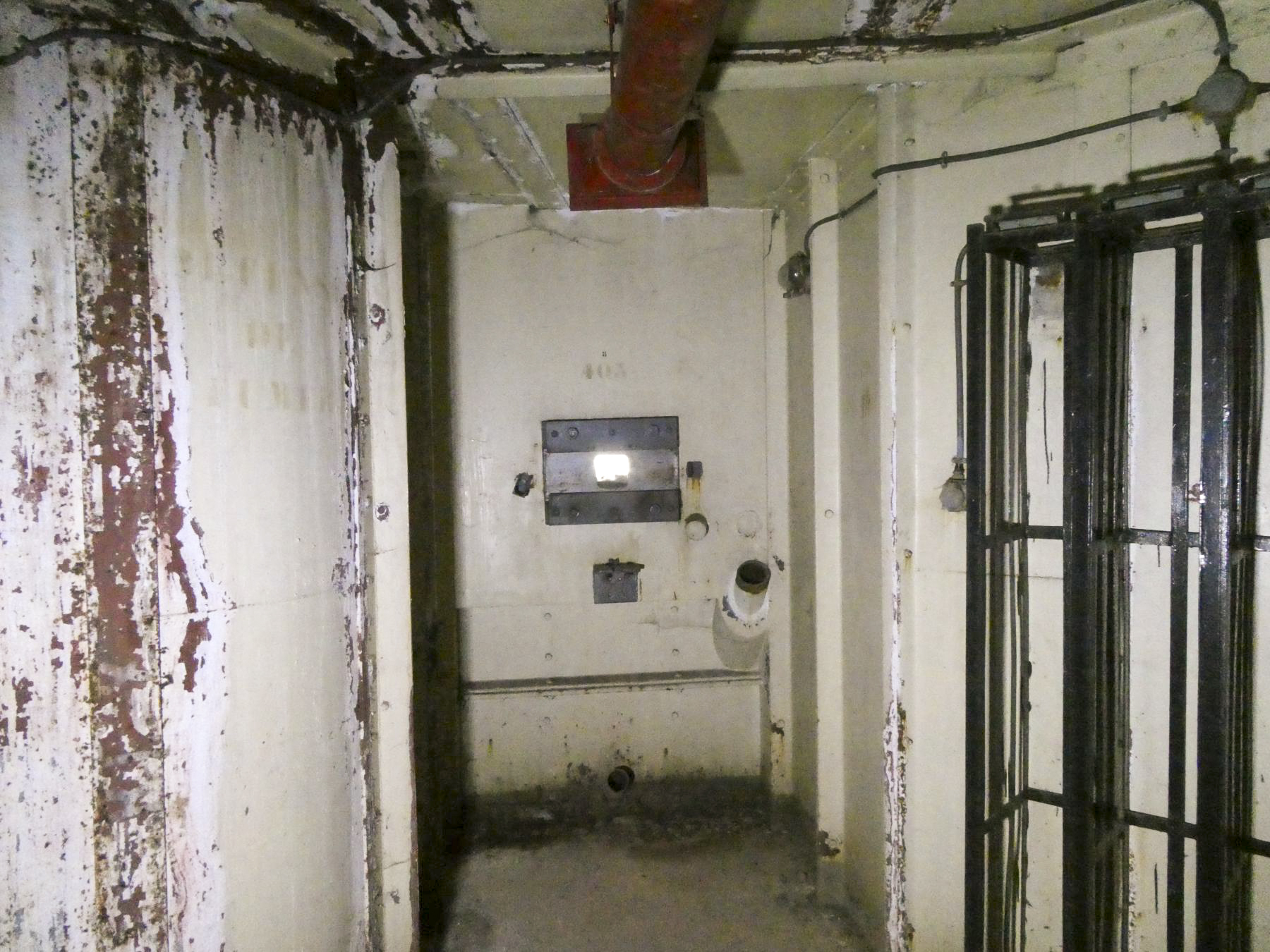 Ligne Maginot - RIMPLAS (RS) - (Ouvrage d'artillerie) - Bloc 4
Créneau FM n°403 - ELLENA Daniel - CUNY Philippe