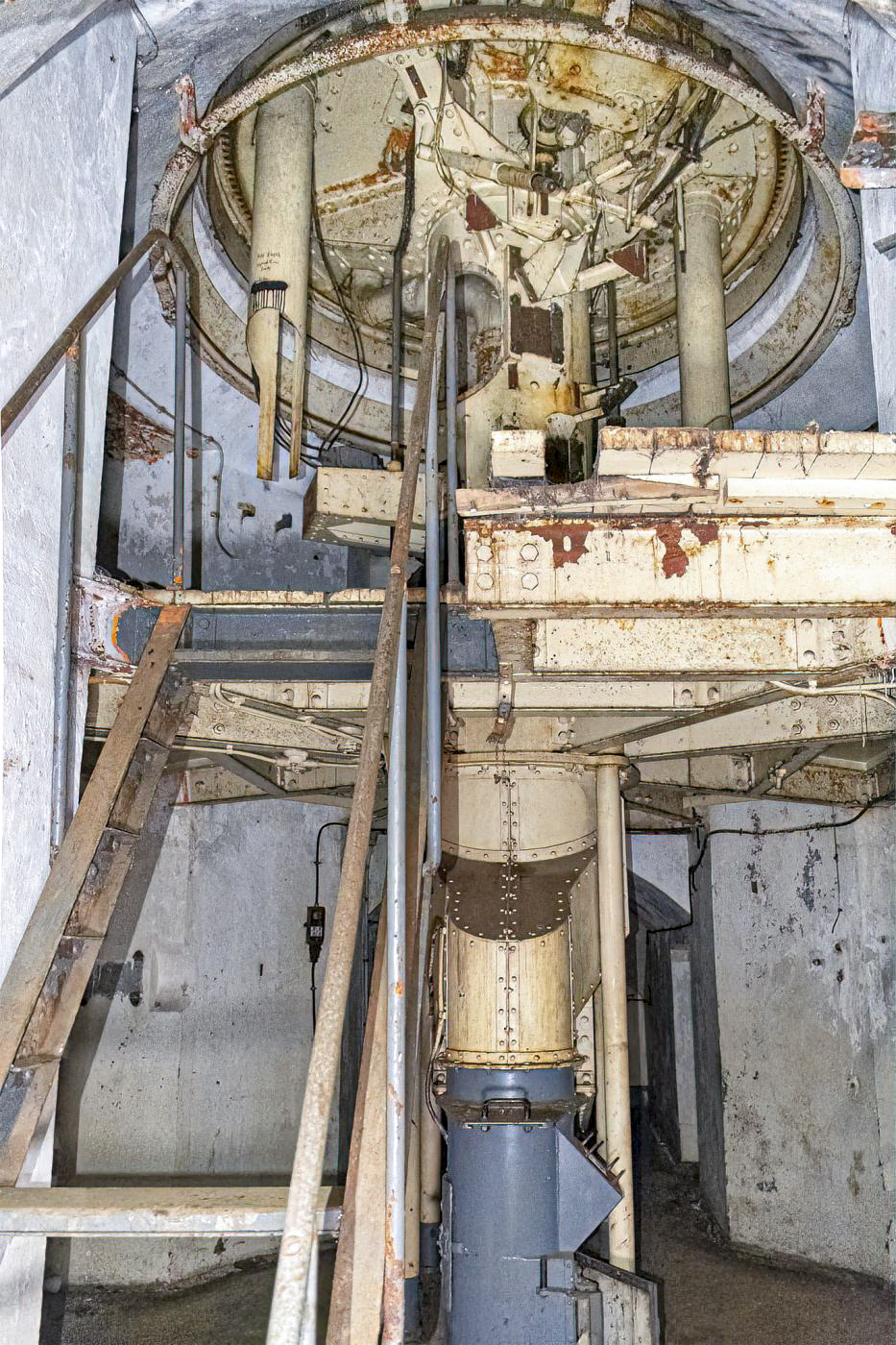 Ligne Maginot - WELSCHHOF - (Ouvrage d'infanterie) - Bloc 2
Tourelle 2 AM - David Palmer