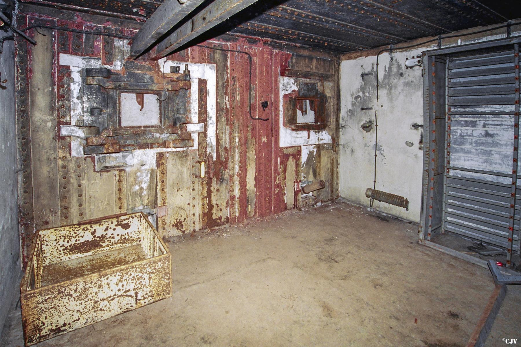 Ligne Maginot - WELSCHHOF - (Ouvrage d'infanterie) - Bloc 3
Chambre de tir