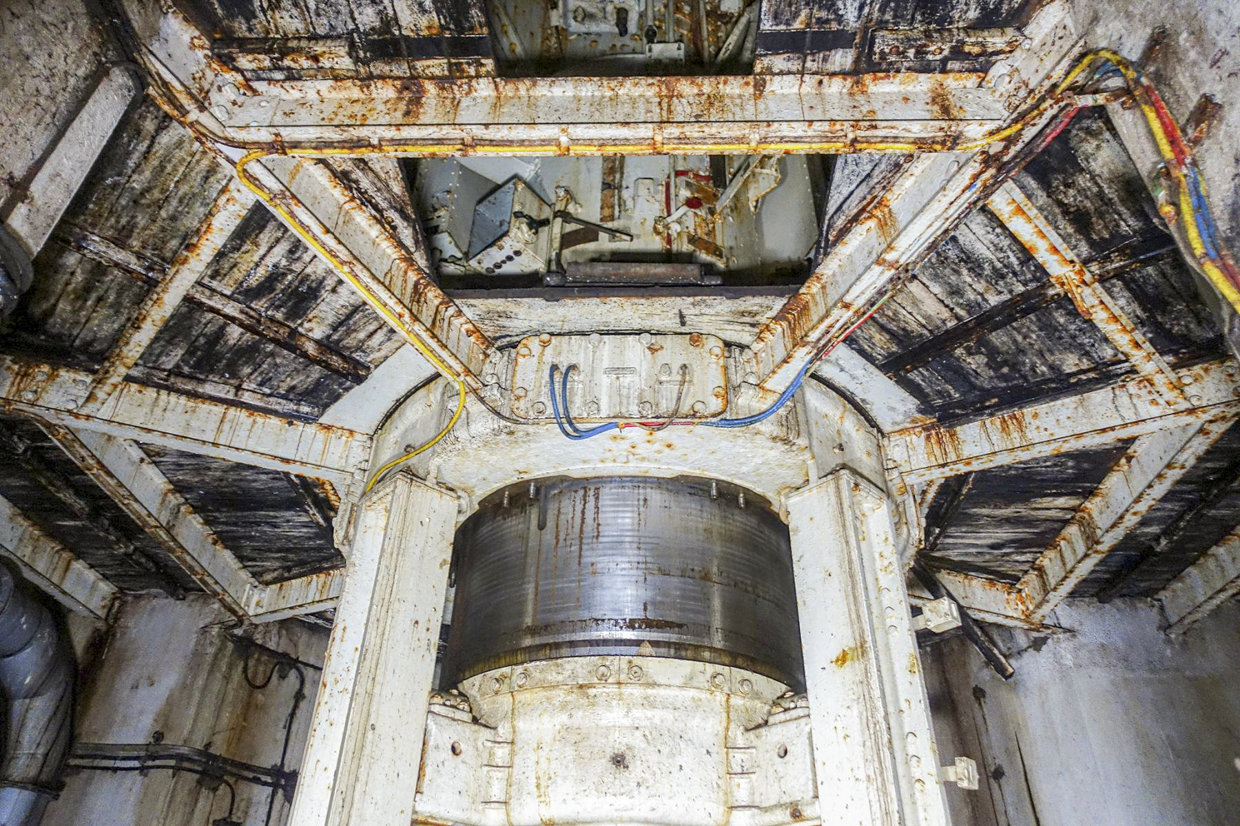 Ligne Maginot - BREHAIN - A6 - (Ouvrage d'artillerie) - Bloc 4
Tourelle de 75 - David Palmer