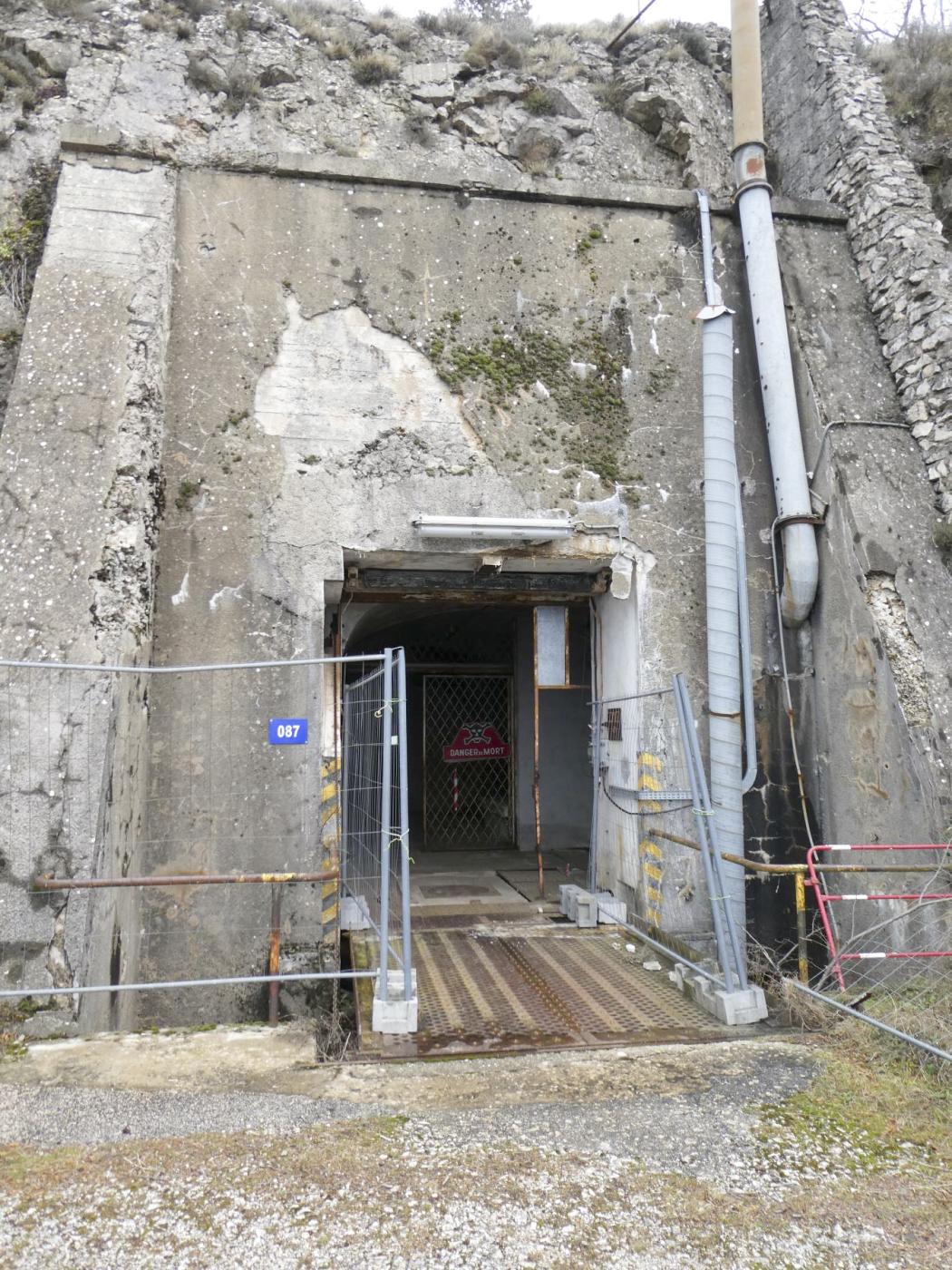 Ligne Maginot - MONT AGEL - (Ouvrage d'artillerie) - Bloc 2 - ELLENA Daniel - CUNY Philippe