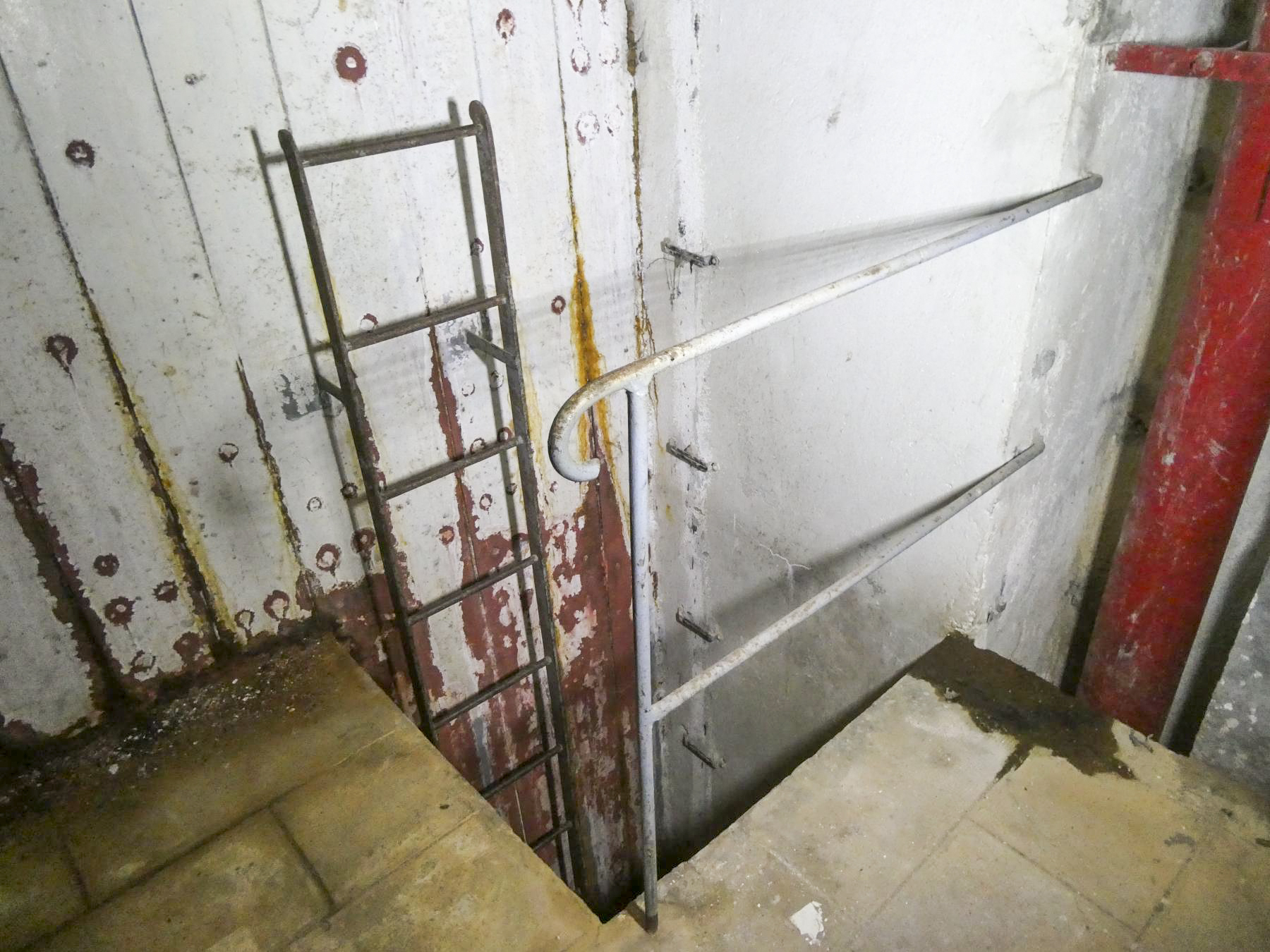 Ligne Maginot - MONT AGEL - (Ouvrage d'artillerie) - Bloc 4   - ELLENA Daniel - CUNY Philippe