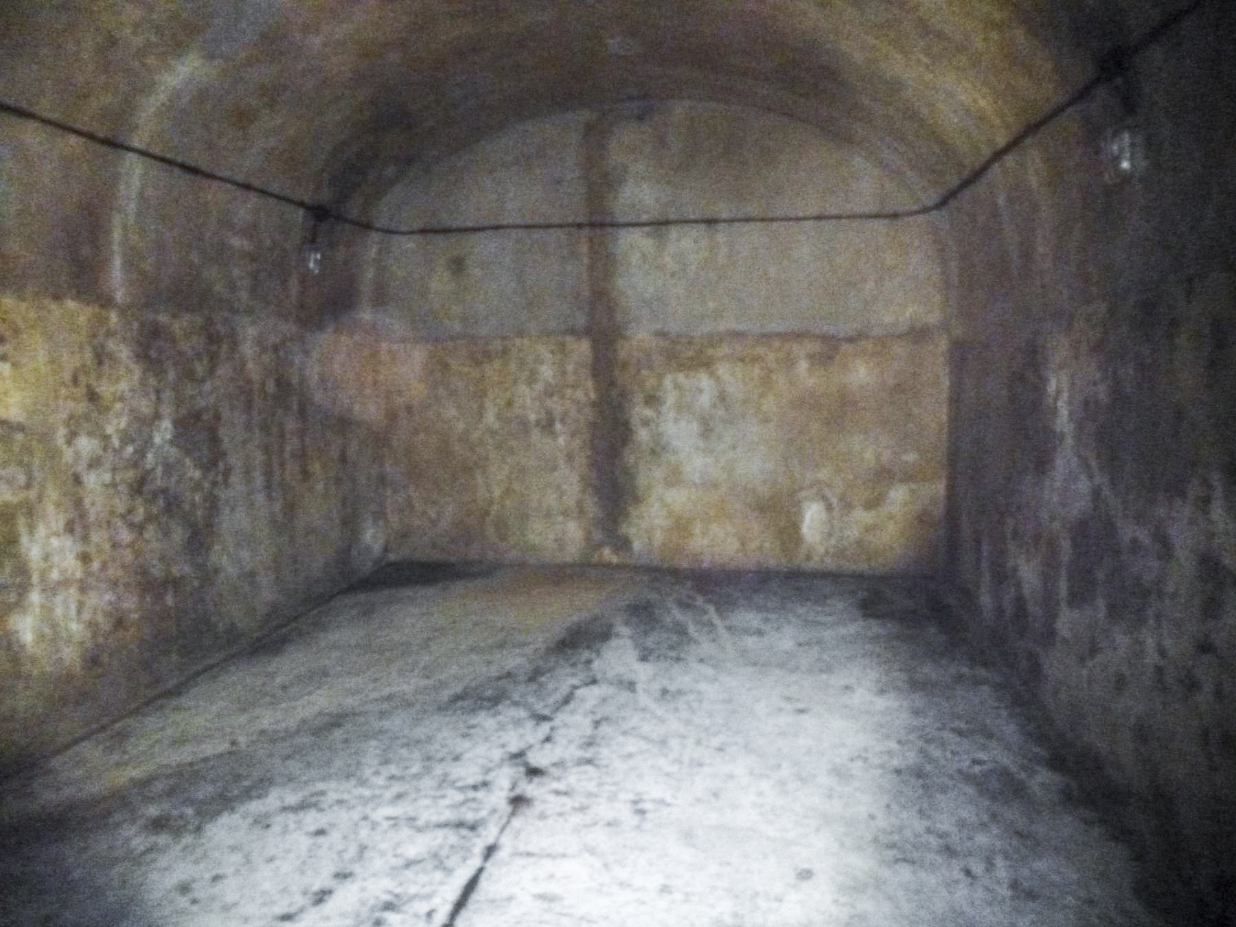 Ligne Maginot - FOUR A CHAUX - FAC - (Ouvrage d'artillerie) - Bloc 3
Soute aux artifices - J.Luc