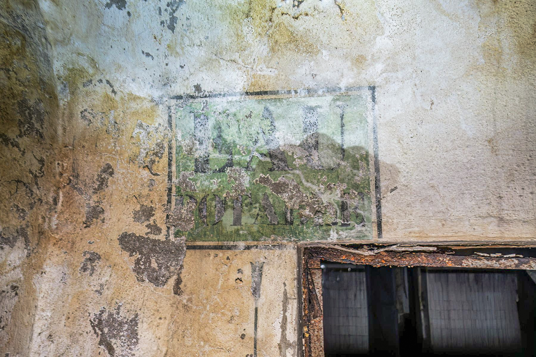 Ligne Maginot - BILLIG - A18 - (Ouvrage d'artillerie) - EAU
POTABLE - David Palmer