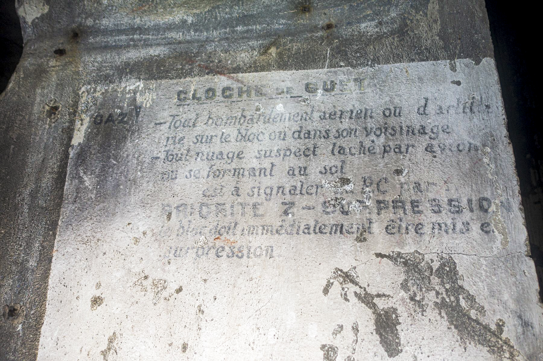 Ligne Maginot - BILLIG - A18 - (Ouvrage d'artillerie) - Bloc 5
Avis concernant l'alerte au gaz - David Palmer