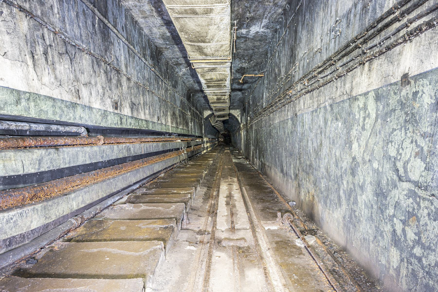 Ligne Maginot - BILLIG - A18 - (Ouvrage d'artillerie) - Entrée mixte
Plan incliné
 - David Palmer