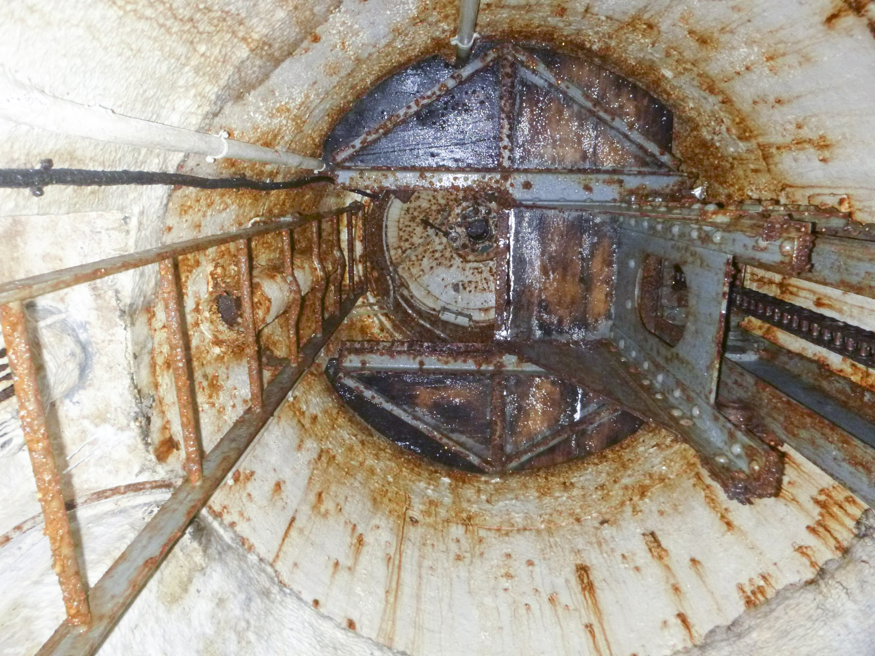 Ligne Maginot - FOUR A CHAUX - FAC - (Ouvrage d'artillerie) - Bloc 4
La cloche VDP - J.Luc