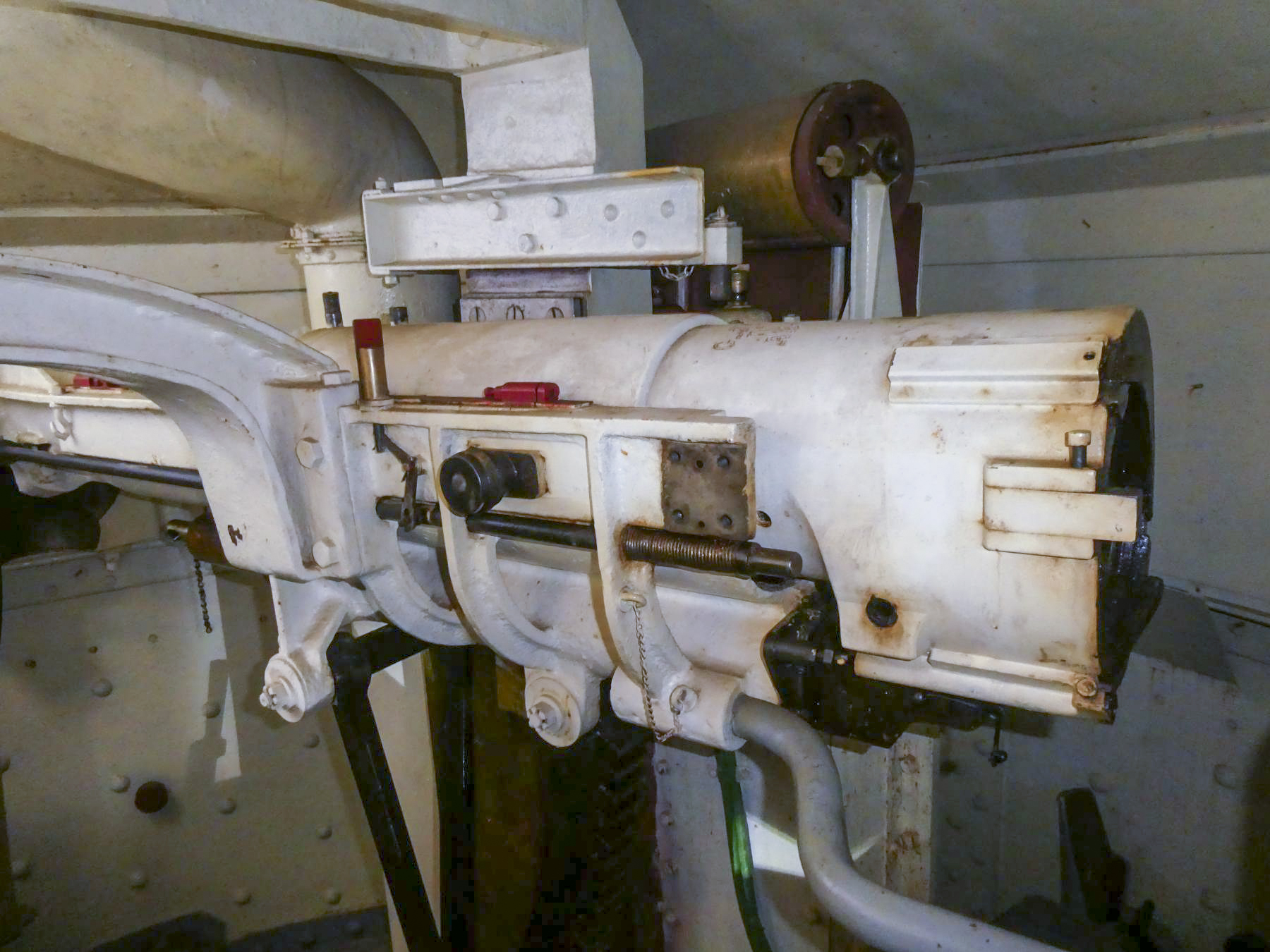 Ligne Maginot - MONT AGEL - (Ouvrage d'artillerie) - Bloc 5
Chambre de tir - ELLENA Daniel - CUNY Philippe