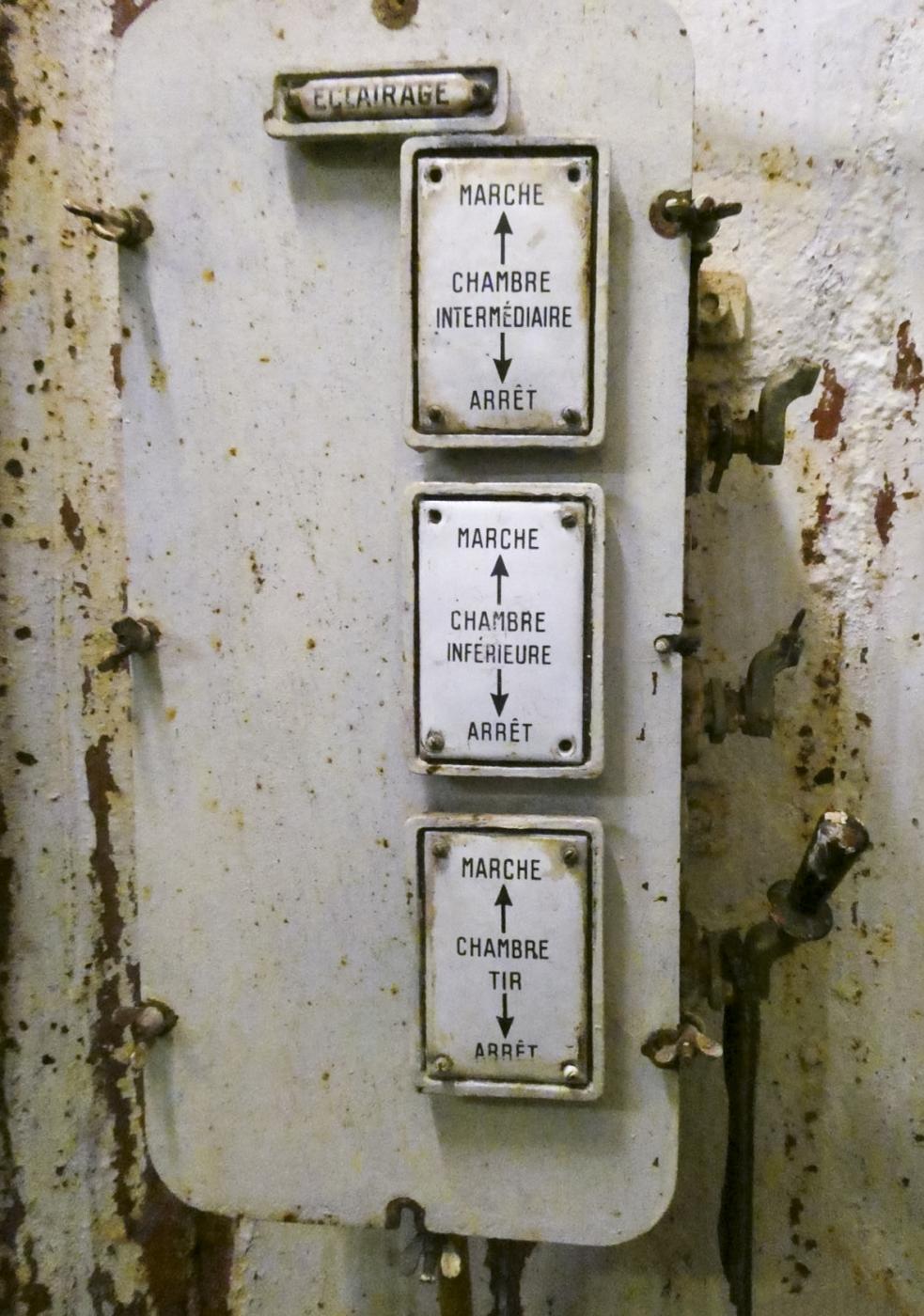 Ligne Maginot - MONT AGEL - (Ouvrage d'artillerie) - Bloc 5
Niveau inférieur de la tourelle - ELLENA Daniel - CUNY Philippe