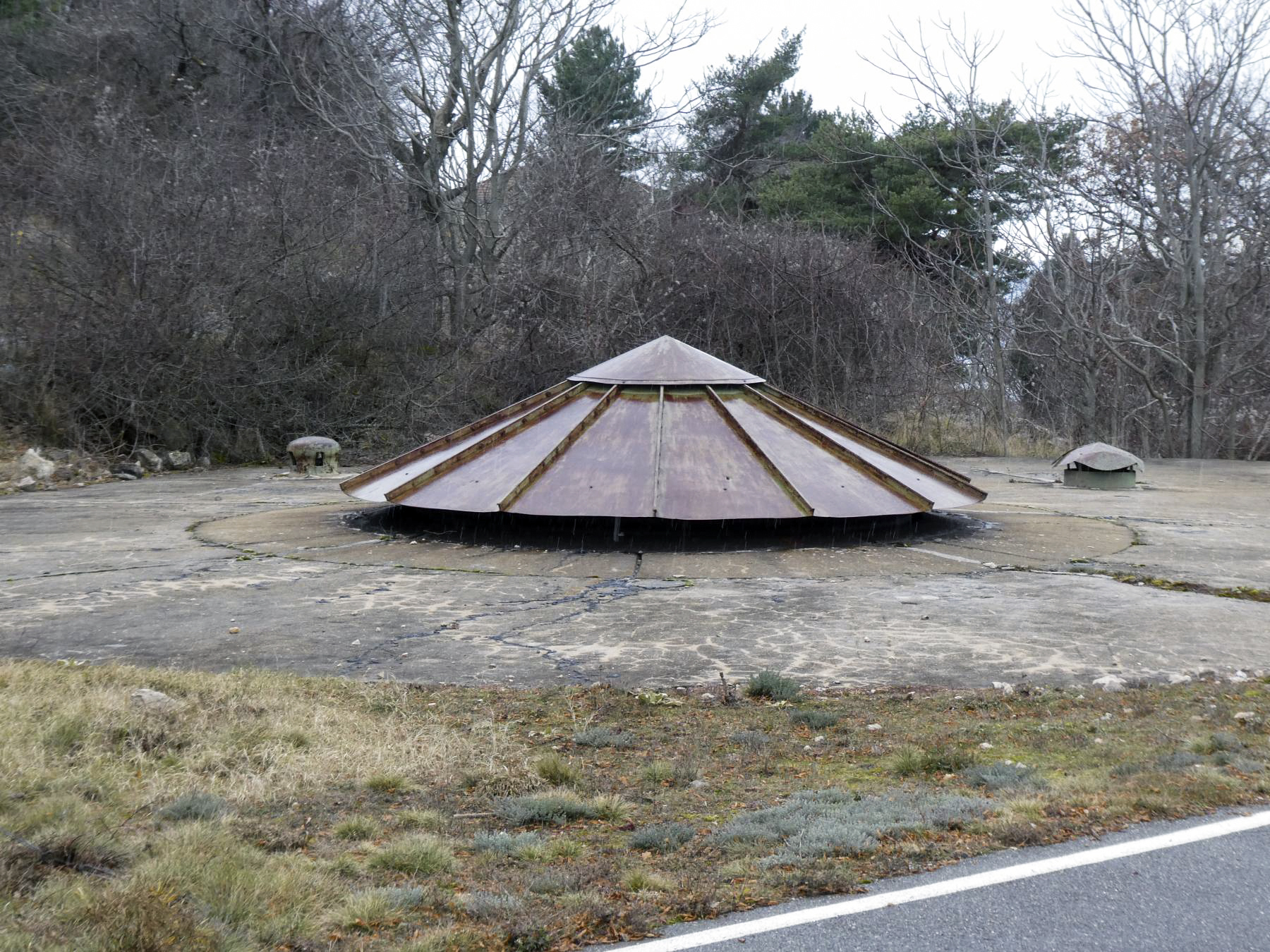 Ligne Maginot - MONT AGEL - (Ouvrage d'artillerie) - Bloc 6   - ELLENA Daniel - CUNY Philippe