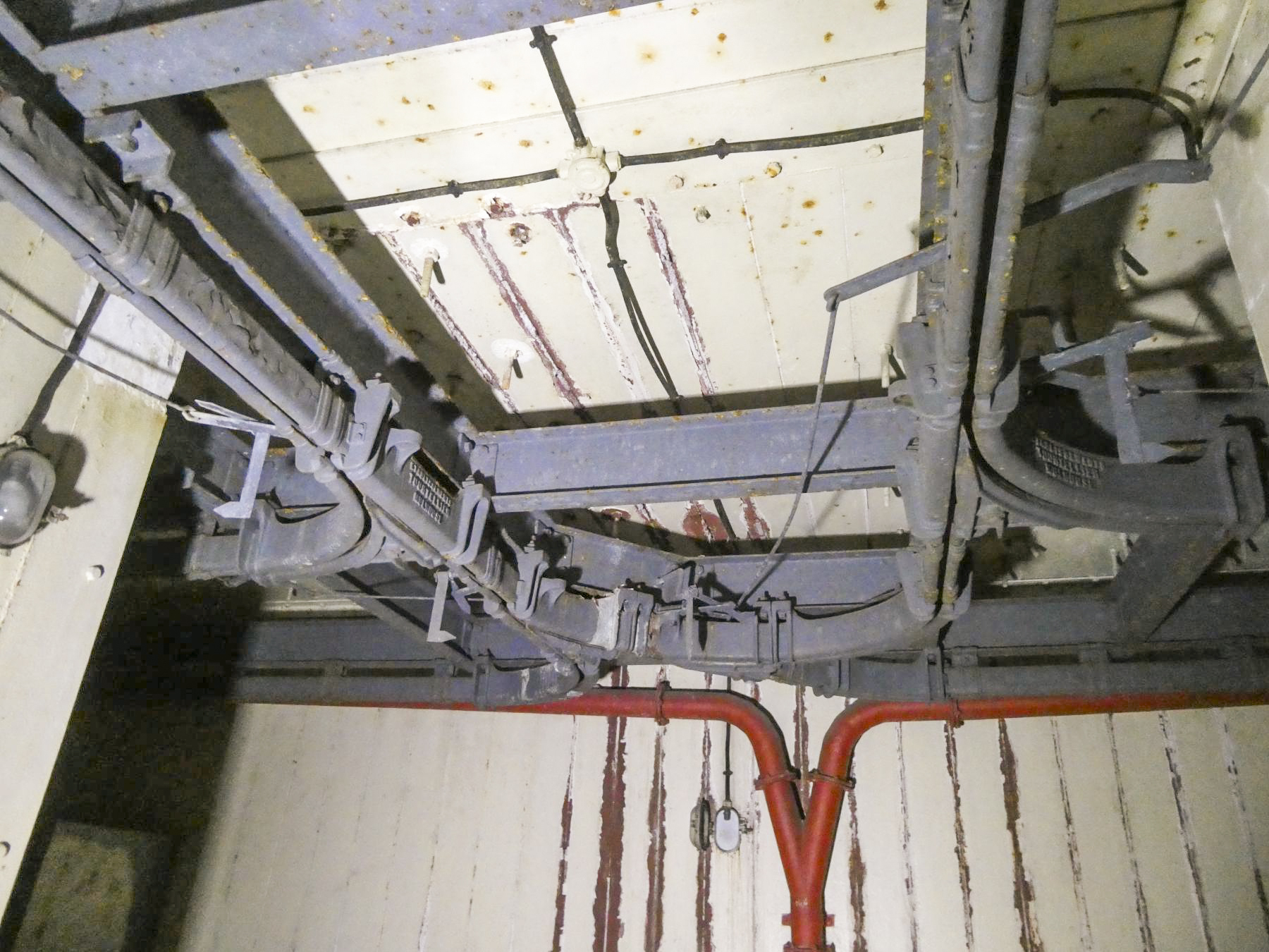 Ligne Maginot - MONT AGEL - (Ouvrage d'artillerie) - Bloc 6
Monorail de manutention - ELLENA Daniel - CUNY Philippe