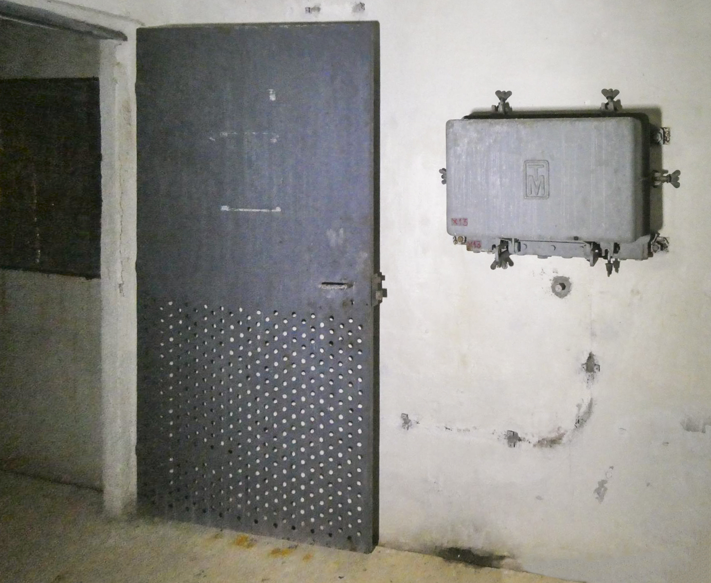 Ligne Maginot - MONT AGEL - (Ouvrage d'artillerie) - PC du bloc 5 - ELLENA Daniel - CUNY Philippe