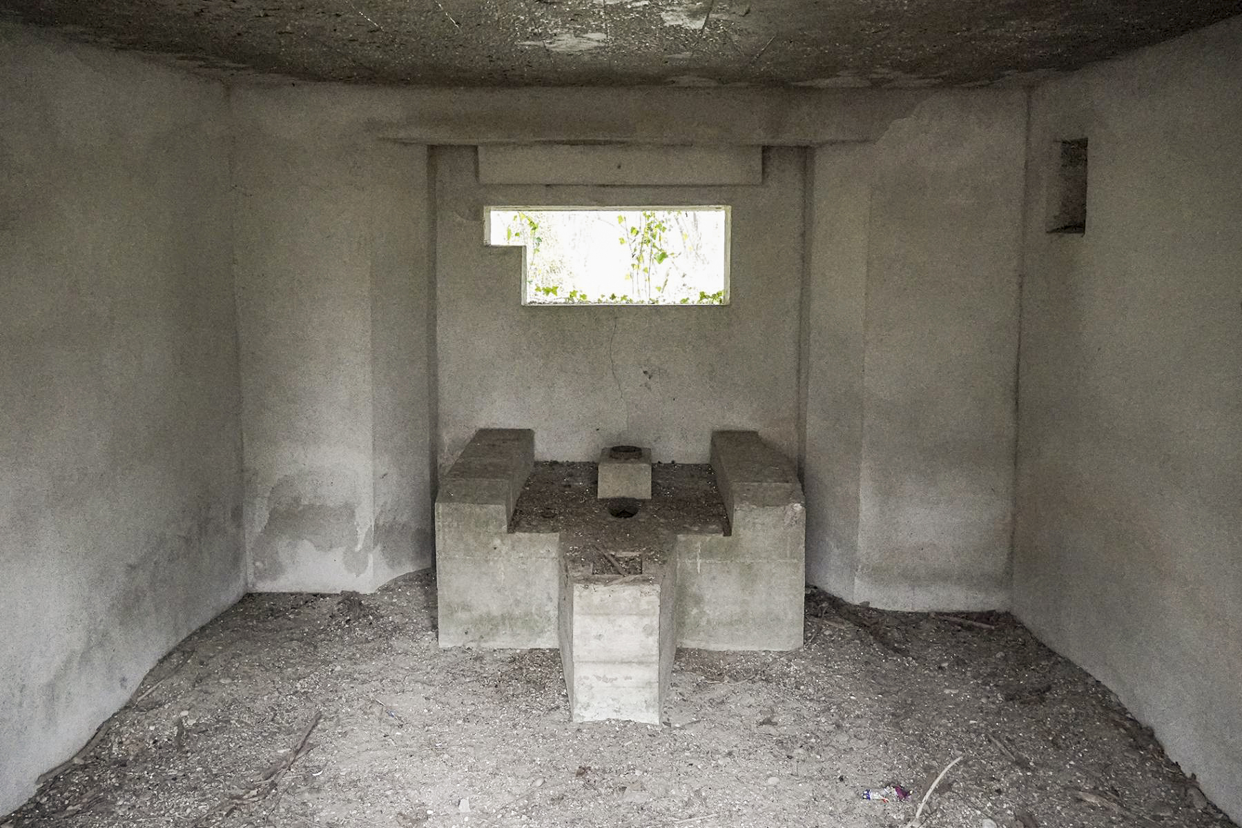 Ligne Maginot - SELTZBACH 2 - (Blockhaus pour canon) - Intérieur de l'embrasure mitrailleuse - David Palmer