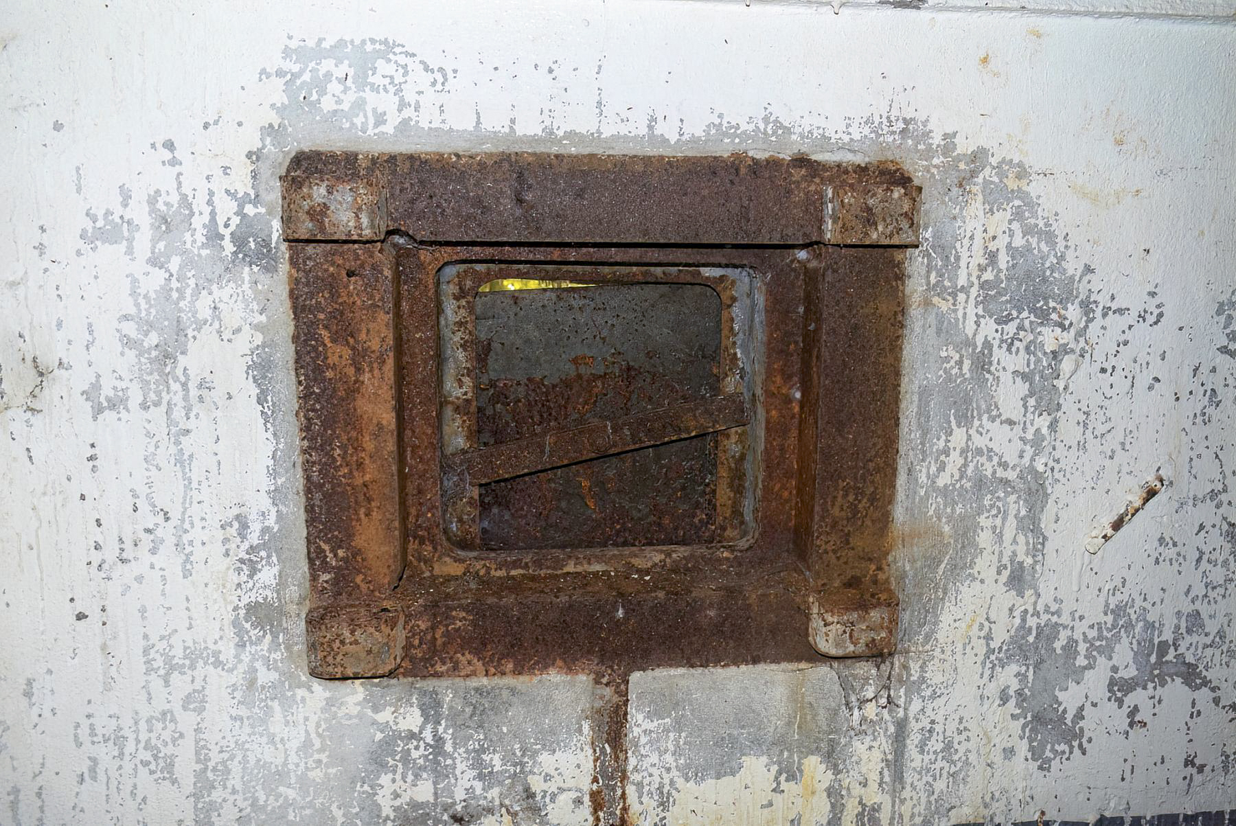 Ligne Maginot - HOCHWALD C3 - (Casemate d'infanterie - Double) - Chambre de tir basse - David Palmer