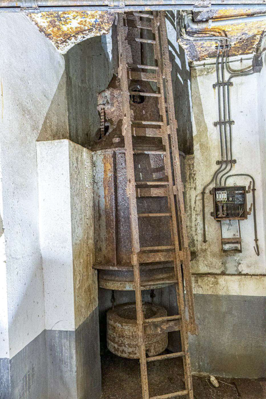 Ligne Maginot - HOCHWALD HAUT AVANT - BLOC 20 - O7 - (Observatoire d'artillerie) - Cloche VP - David Palmer