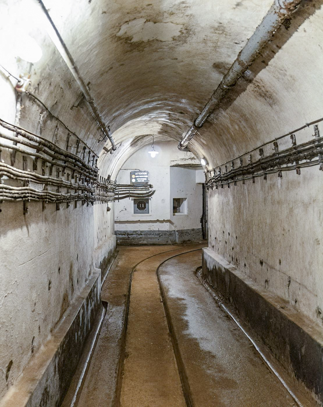 Ligne Maginot - GALGENBERG - A15 - (Ouvrage d'artillerie) - Entrée munitions
Blockhaus de défense intérieure - David Palmer