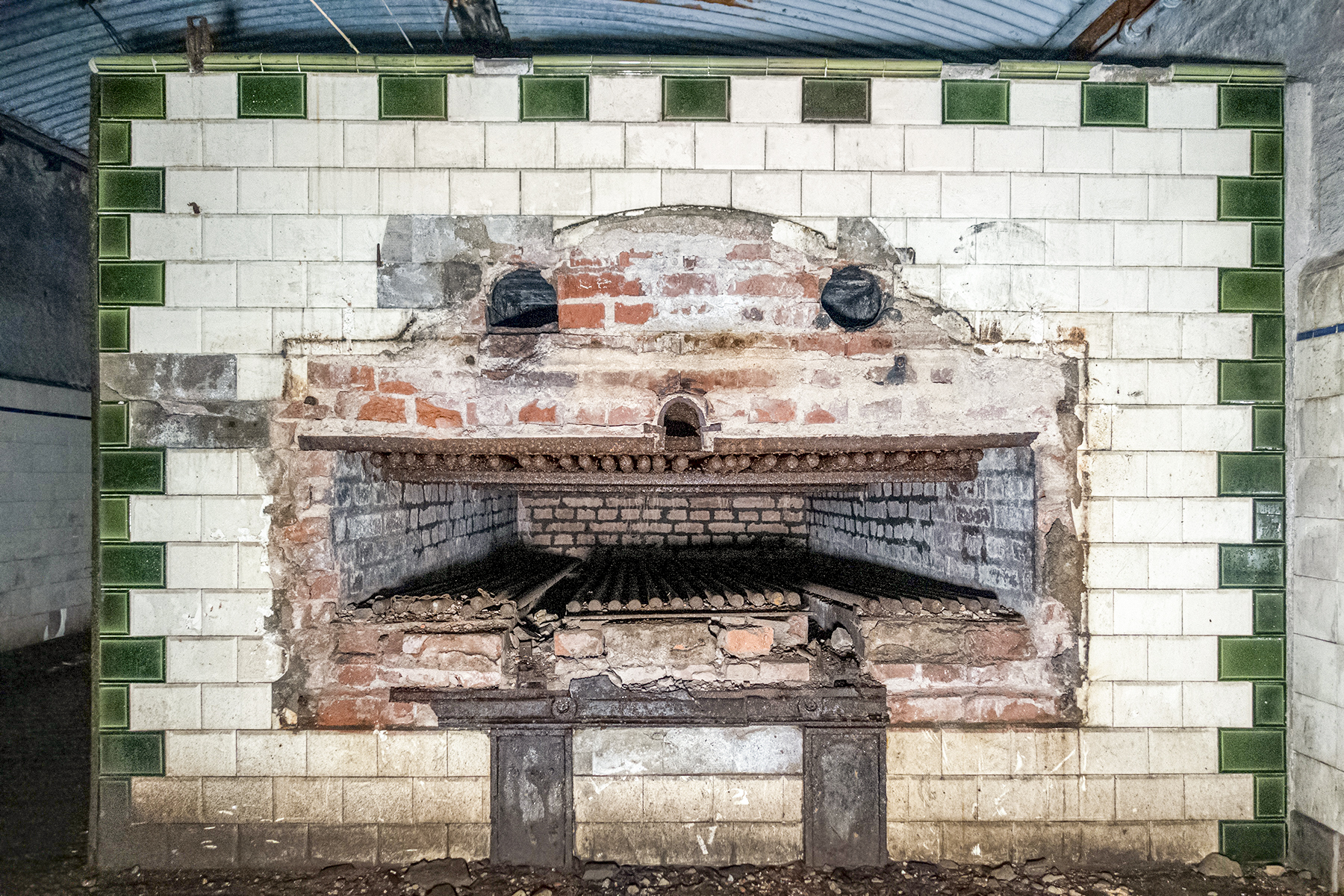 Ligne Maginot - KOENIGSMACKER (FESTE DE) - (Ouvrage d'artillerie) - Caserne B
Boulangerie
 - David Palmer