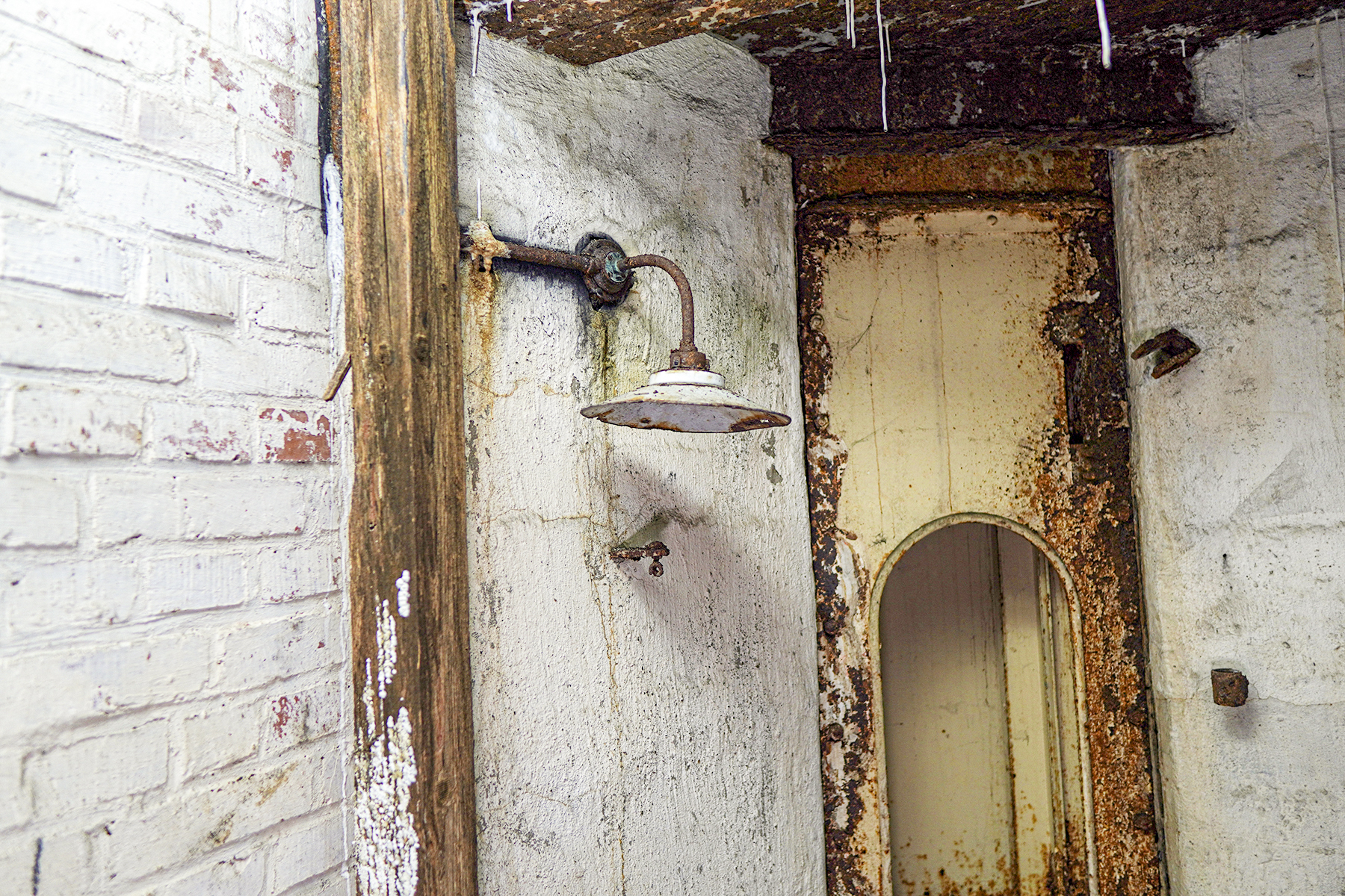 Ligne Maginot - KOENIGSMACKER (FESTE DE) - (Ouvrage d'artillerie) - Batterie
Ascenseur à munitions - David Palmer