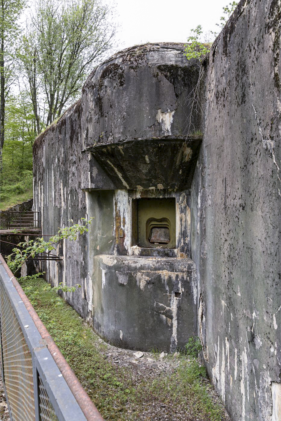 Ligne Maginot - SIMSERHOF - (Ouvrage d'artillerie) - Bloc 4
Créneau de 135mm - David Palmer