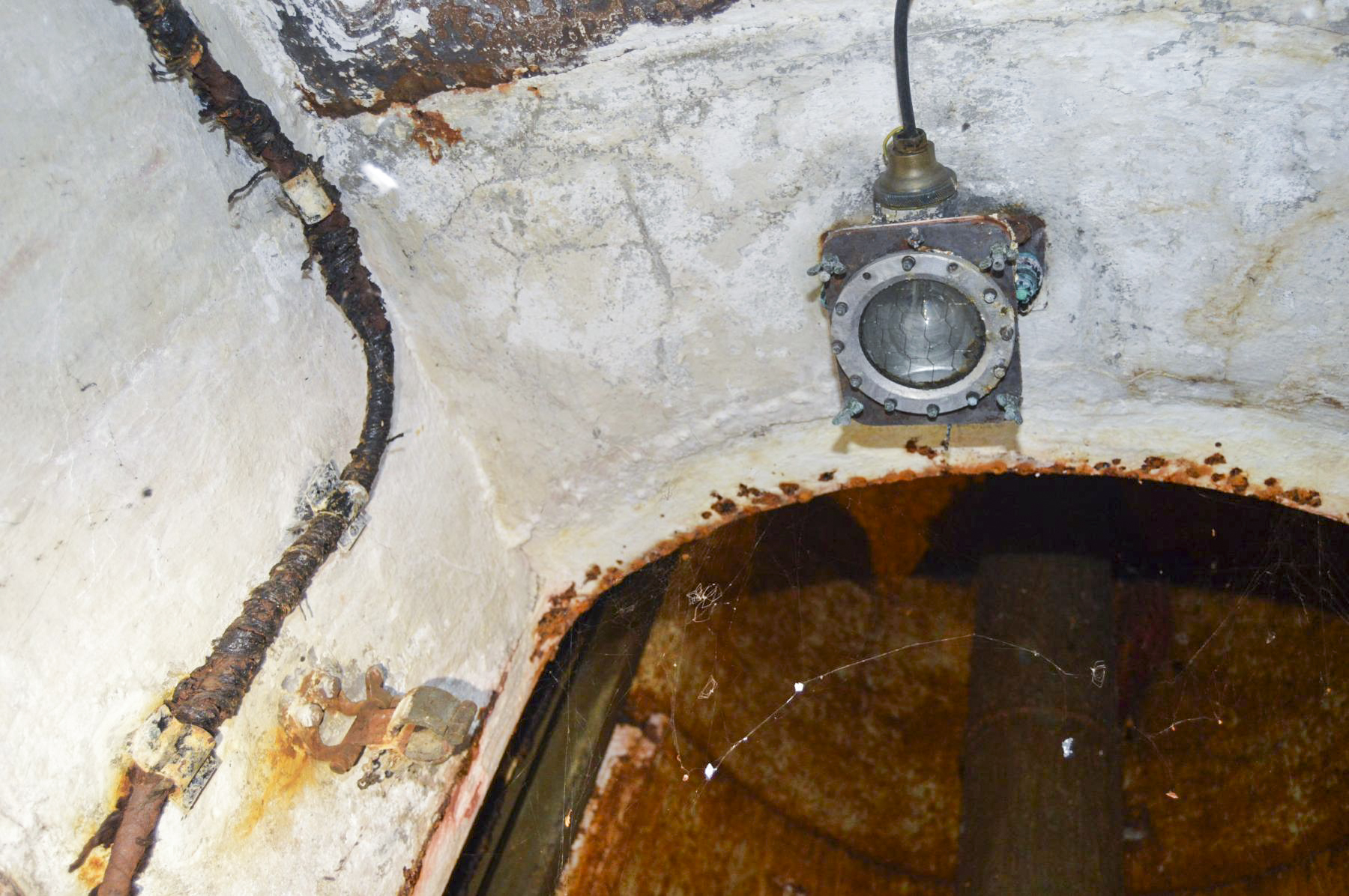 Ligne Maginot - SAINT ROCH (SHR) - (Ouvrage d'artillerie) - Hublot de la cloche JM - PRASIL Michal