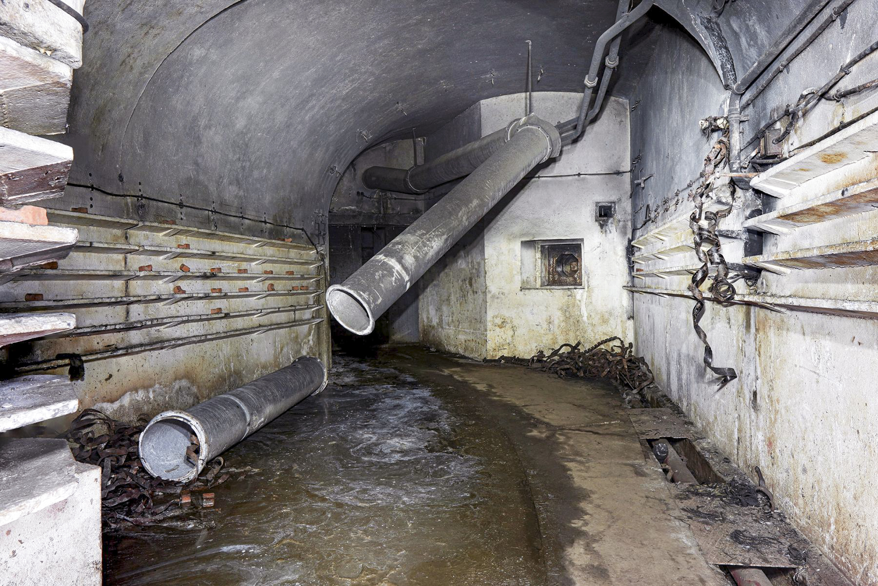 Ligne Maginot - BREHAIN - A6 - (Ouvrage d'artillerie) - Défense de la galerie vers l'entrée des hommes
 - David Palmer