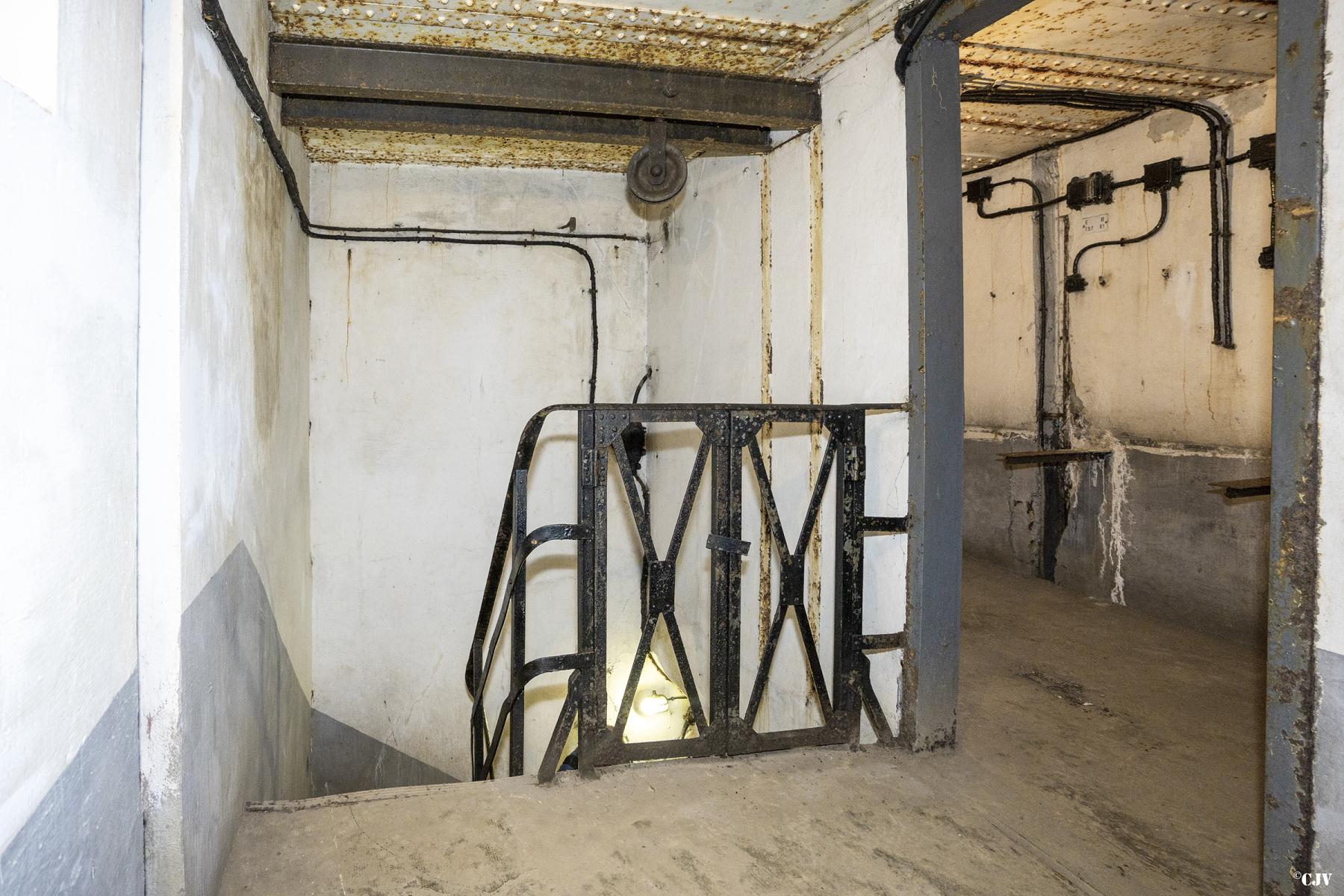 Ligne Maginot - SCHOENENBOURG - (Ouvrage d'artillerie) - Bloc 6 - Lia VERMEULEN