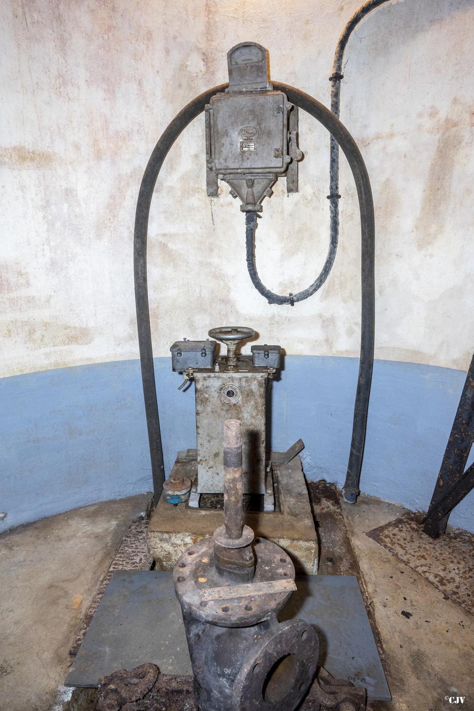 Ligne Maginot - SCHOENENBOURG - (Ouvrage d'artillerie) - Le puits - Lia VERMEULEN