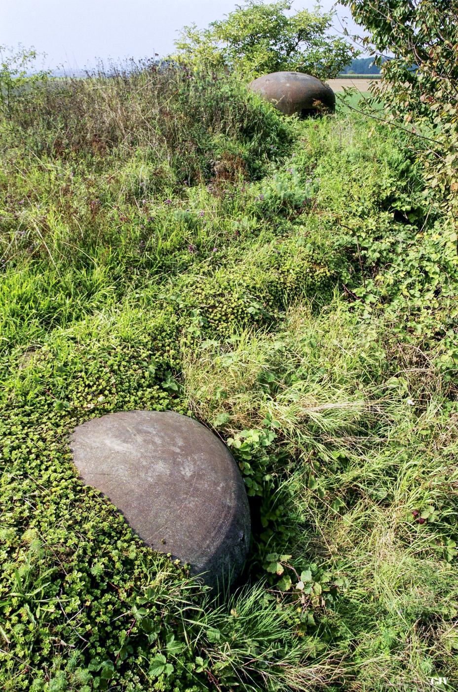 Ligne Maginot - ASCHBACH OUEST - (Casemate d'infanterie - Simple) - Cloches JM et GFM