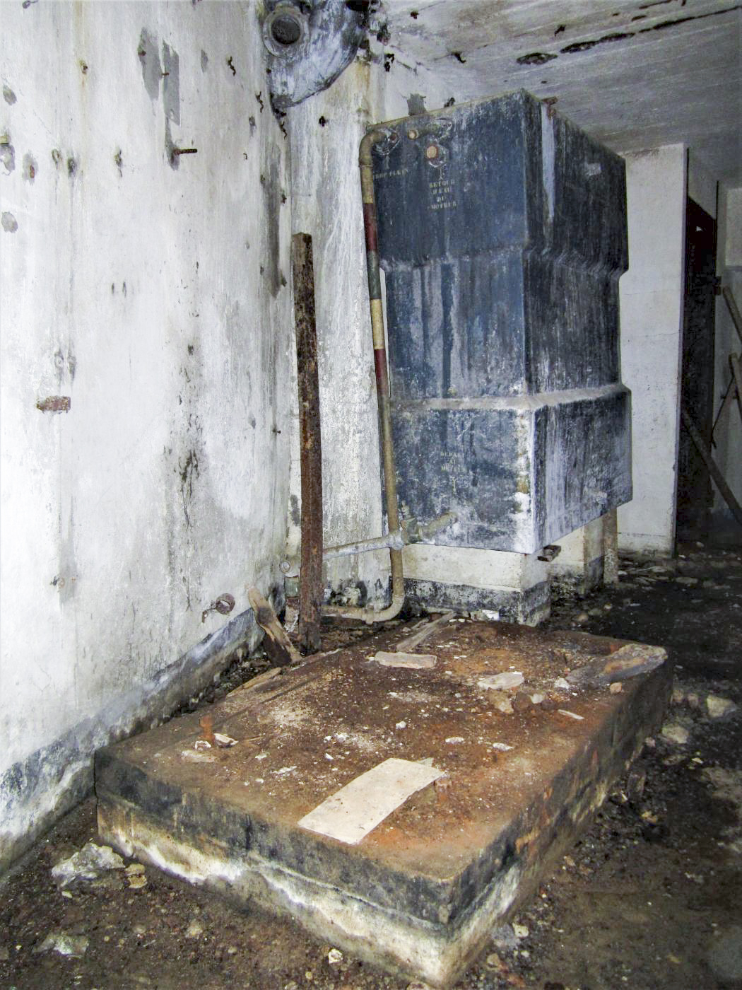 Ligne Maginot - DRACHENBRONN NORD OUEST - (Casemate d'infanterie) - Emplacement du groupe électrogène - Gregory Fuchs