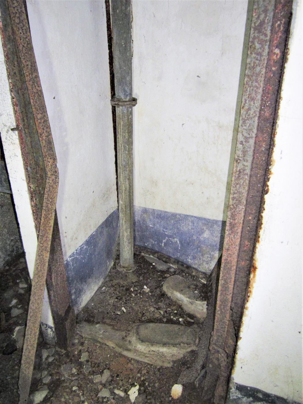 Ligne Maginot - DRACHENBRONN NORD OUEST - (Casemate d'infanterie) - Latrines - Gregory Fuchs