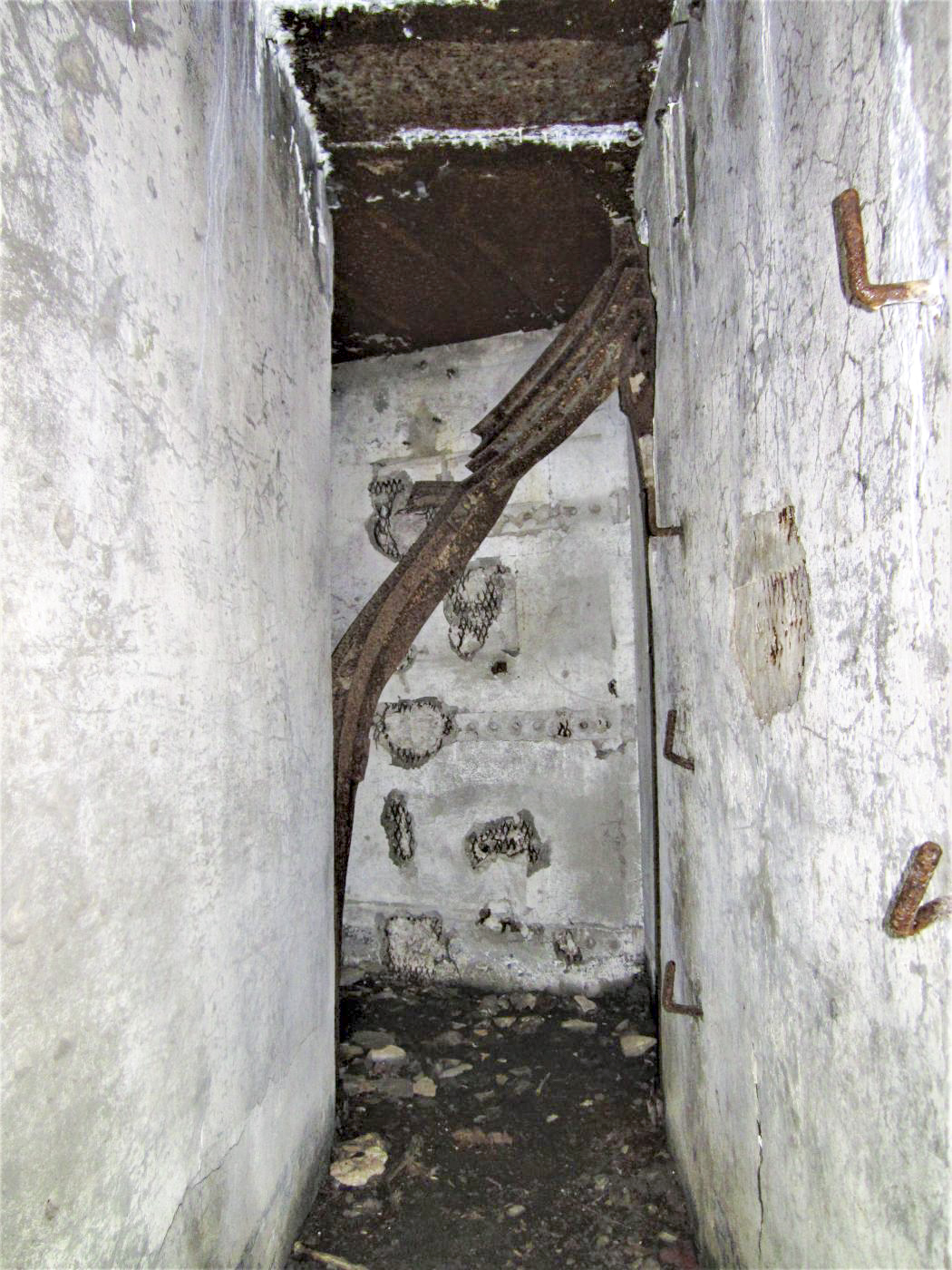 Ligne Maginot - DRACHENBRONN NORD OUEST - (Casemate d'infanterie) - Couloir de l'entrée - Gregory Fuchs