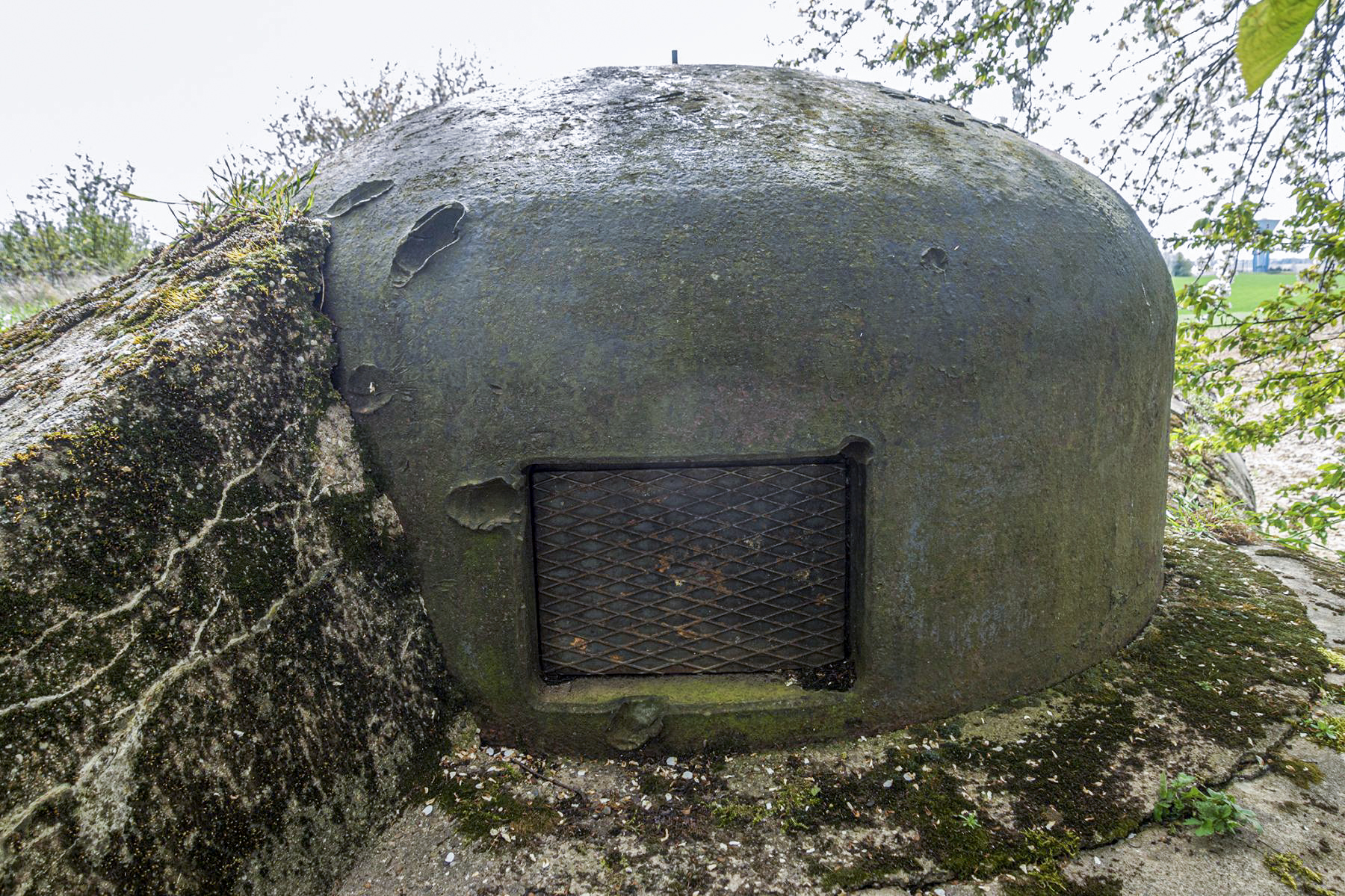 Ligne Maginot - ASCHBACH EST - O2 - (Casemate d'infanterie - Double) - Cloche GFM - David Palmer