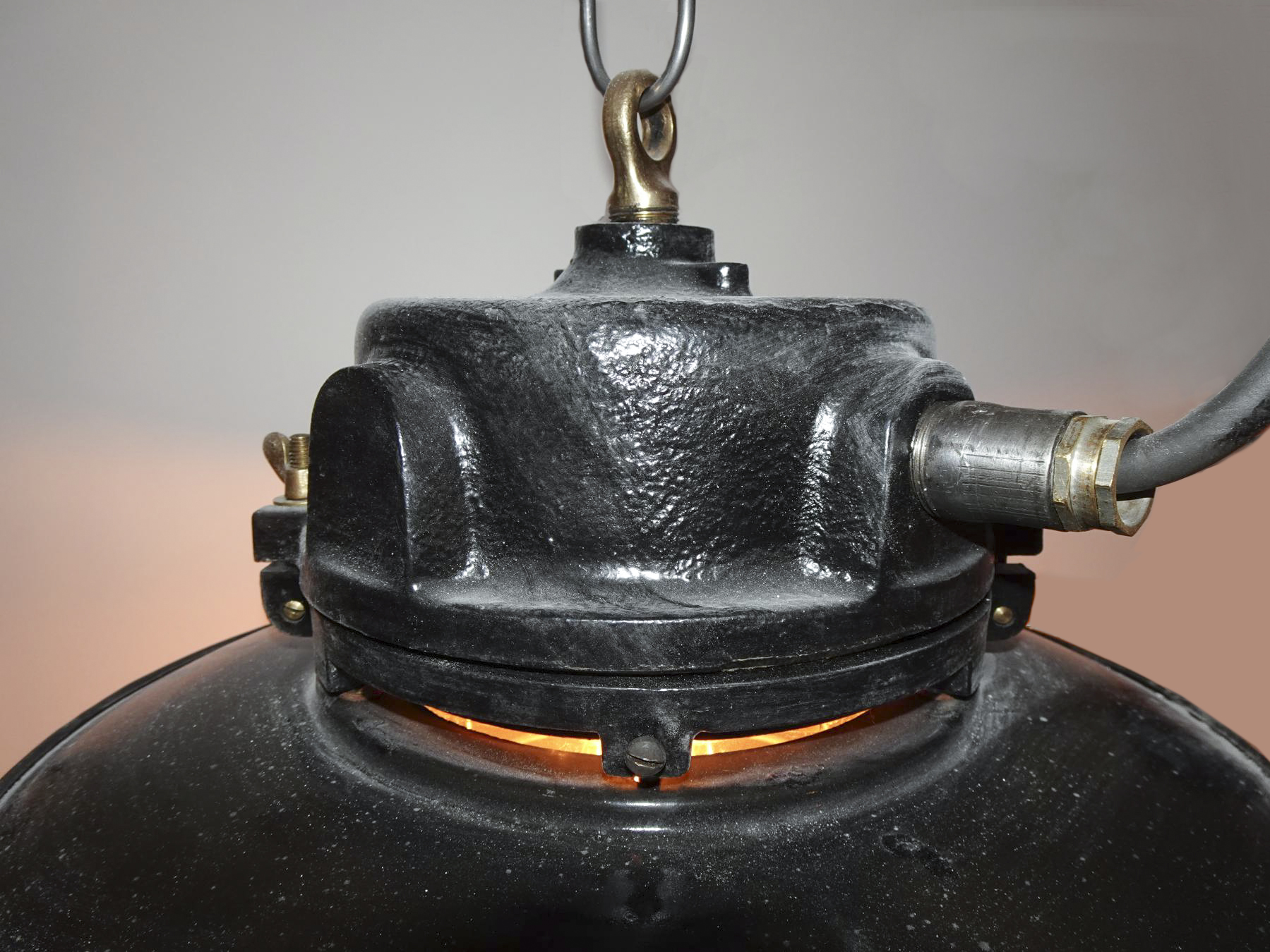 Ligne Maginot - L'éclairage dans la fortification Maginot (éclairage) - Lampe Renforcée
Écrous papillon