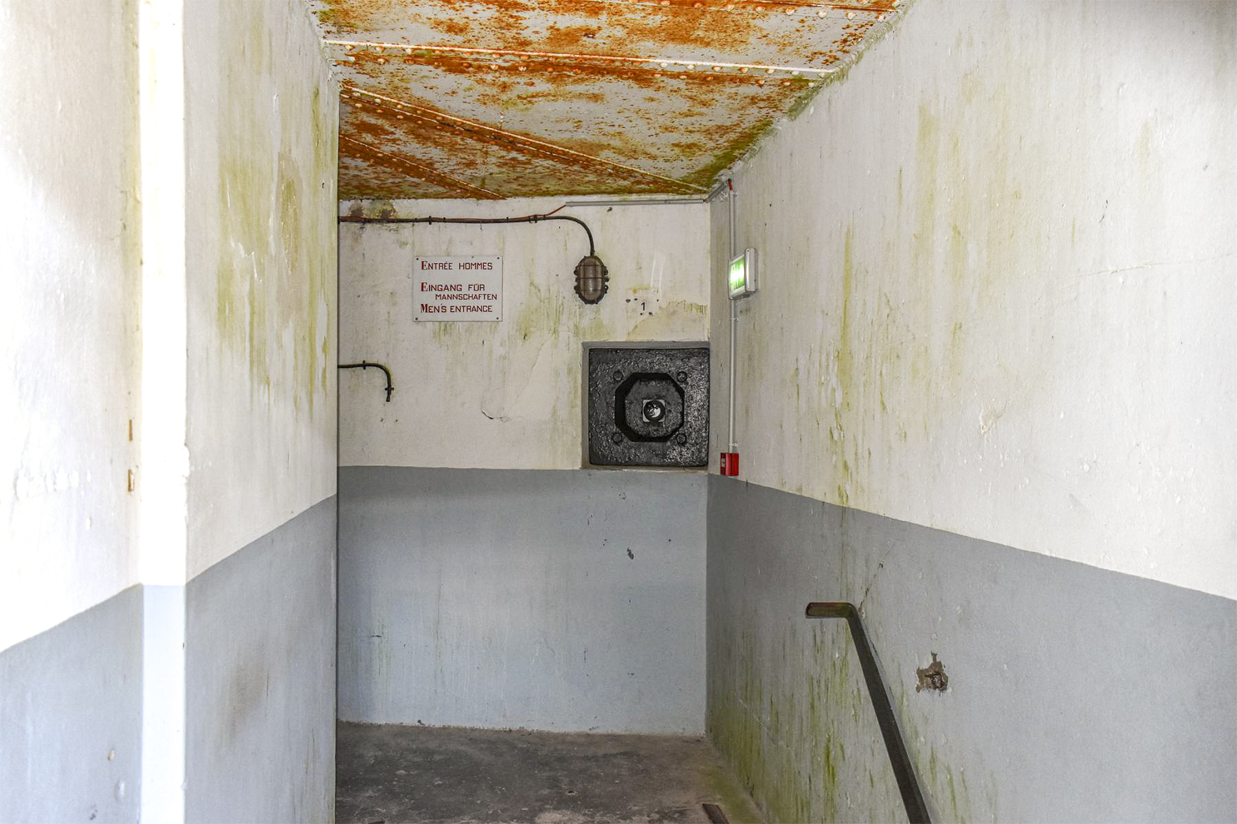 Ligne Maginot - FOUR A CHAUX - FAC - (Ouvrage d'artillerie) - Entrée des hommes - David Palmer