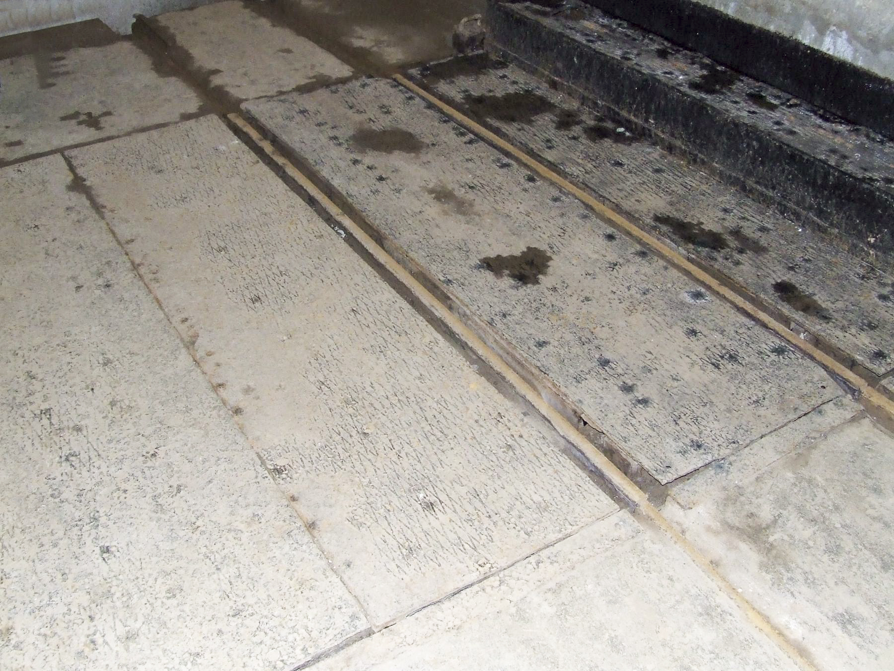 Ligne Maginot - MICHELSBERG - A22 - (Ouvrage d'artillerie) - Entrée mixte
Le pont en position fermé. - STENGER Mathieu