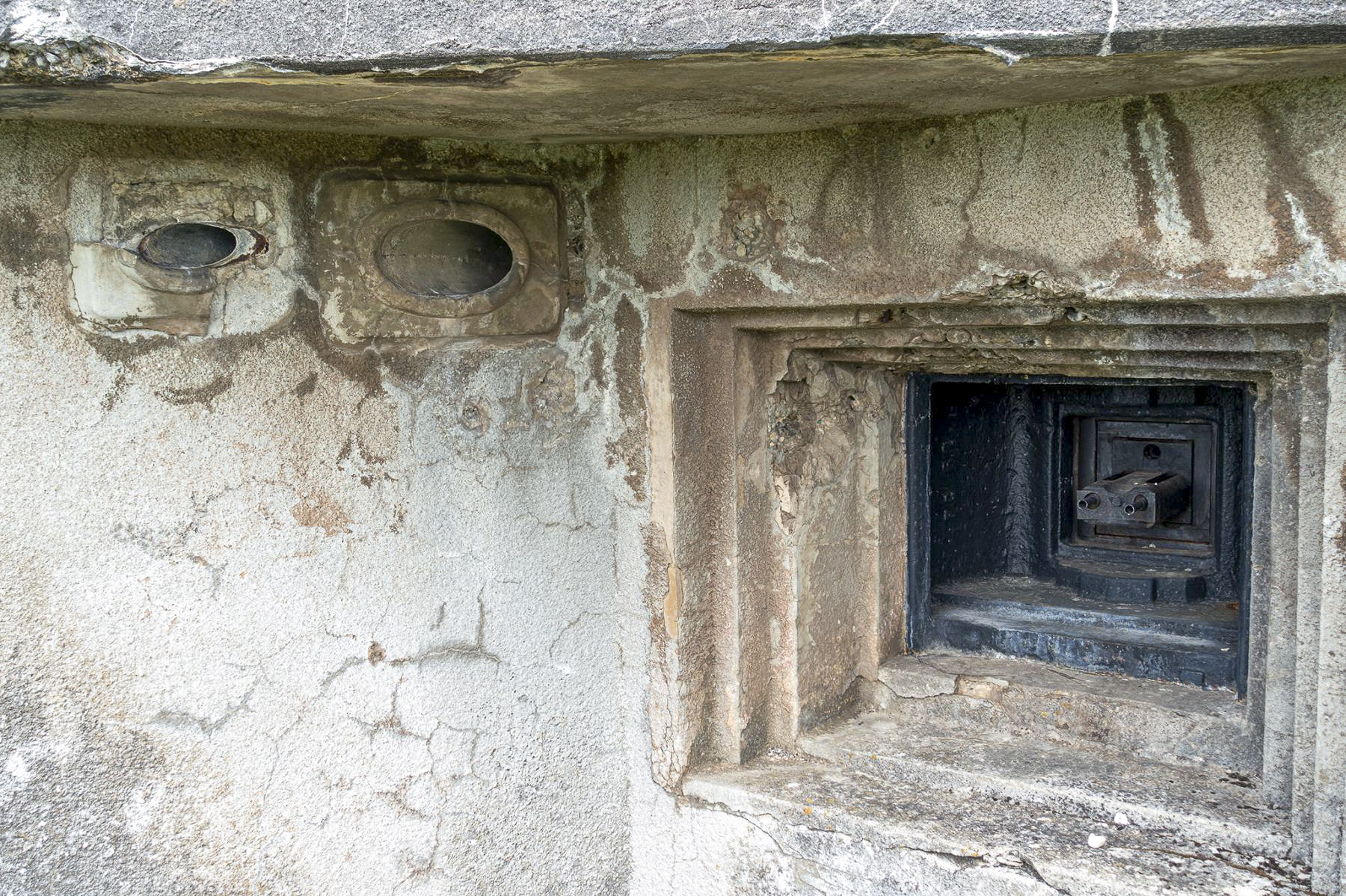 Ligne Maginot - ROHRBACH - FORT CASSO - (Ouvrage d'infanterie) - Bloc 3
Chambre de tir ouest
Créneau JM - David Palmer