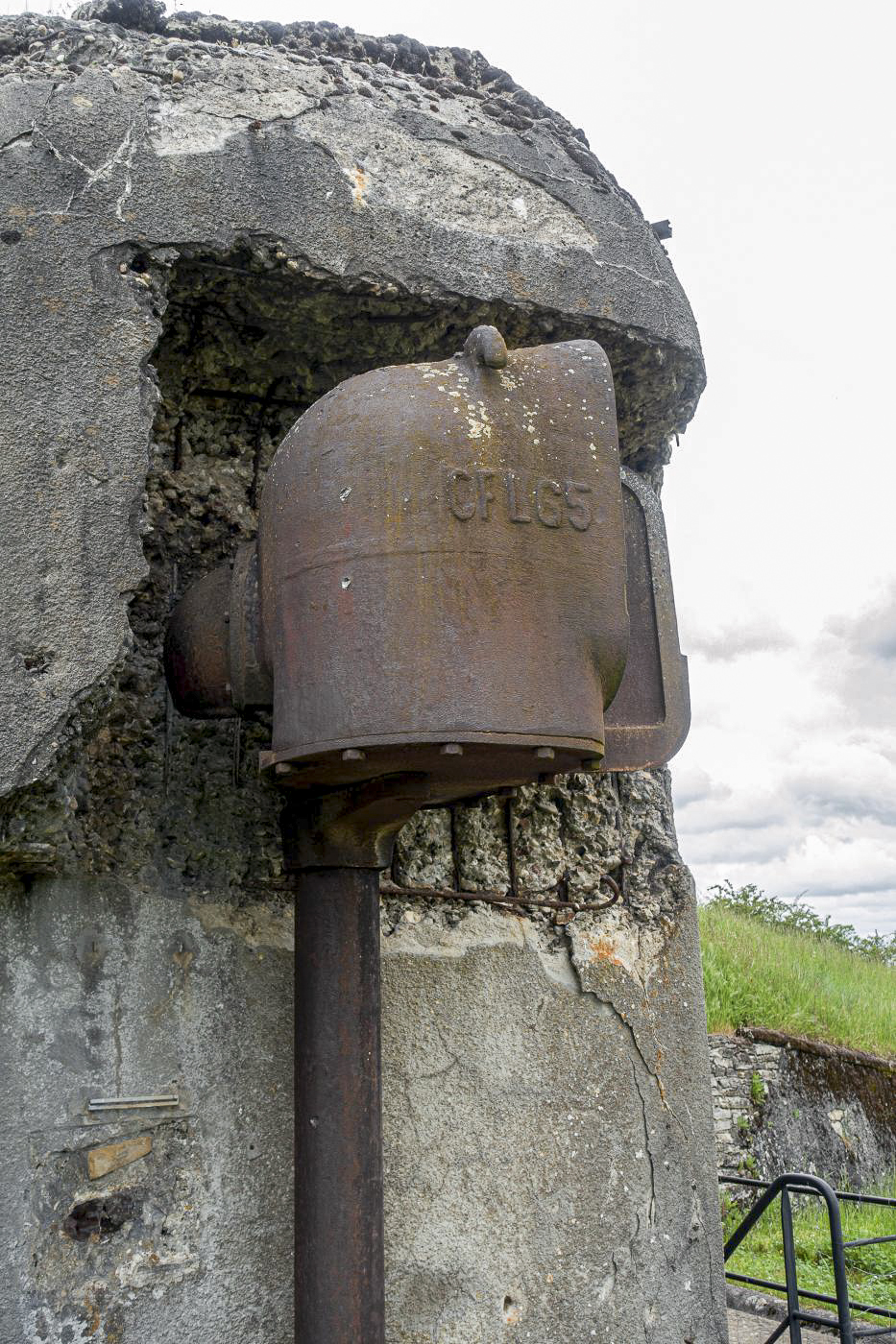 Ligne Maginot - ROHRBACH - FORT CASSO - (Ouvrage d'infanterie) - Bloc 3
Projecteur blindé - David Palmer