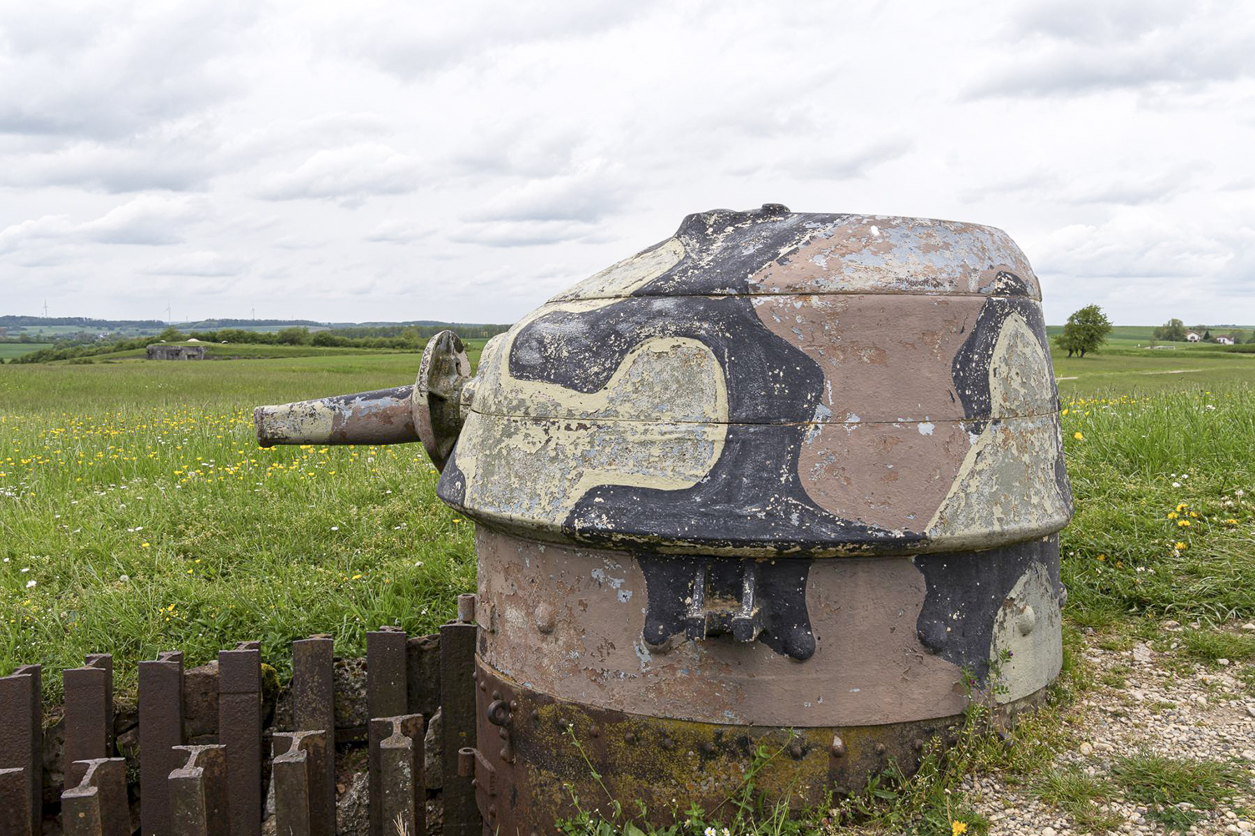 Ligne Maginot - ROHRBACH - FORT CASSO - (Ouvrage d'infanterie) - Tourelle démontable exposée devant le bloc entrée - David Palmer