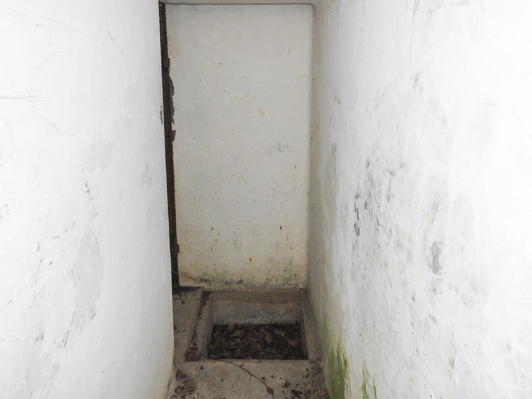 Ligne Maginot - G5 - (Chambre de coupure) - L'entrée de la chambre de coupure - STENGER Mathieu