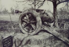 Ligne Maginot - 70° Régiment d'Artillerie Mobile de Forteresse (70° RAMF) - Une des pièces de 75 supposée appartenir au régiment.