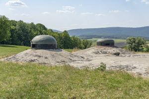 Ligne Maginot - SCHOENENBOURG - (Ouvrage d'artillerie) - Bloc 4
Cloche GFM et VDP
