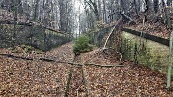 Ligne Maginot - HOCHWALD (FOSSé ANTICHAR DU) - (Obstacle antichar) - L'extrémité du fossé de la casemate C5