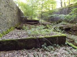 Ligne Maginot - HOCHWALD (FOSSé ANTICHAR DU) - (Obstacle antichar) - Fondation présente dans le fosse entre C5 et C6