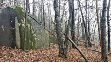 Ligne Maginot - HOCHWALD (FOSSé ANTICHAR DU) - (Obstacle antichar) - Au niveau de casemate C6, les fossés ne sont pas raccordés et ne comportent pas de mur de contre-escarpe