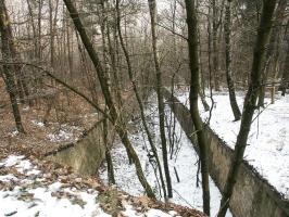 Ligne Maginot - HOCHWALD C6 ( Casemate d'infanterie ) - Le fossé antichar au niveau de la casemate C6
