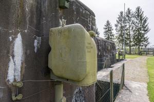Ligne Maginot - ESCH - (Casemate d'infanterie - Double) - Projecteur blindée