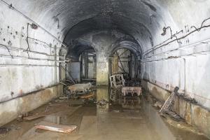 Ligne Maginot - LATIREMONT - A3 - (Ouvrage d'artillerie) - Entrée munitions
Le bas de l'entrée au niveau de la galerie